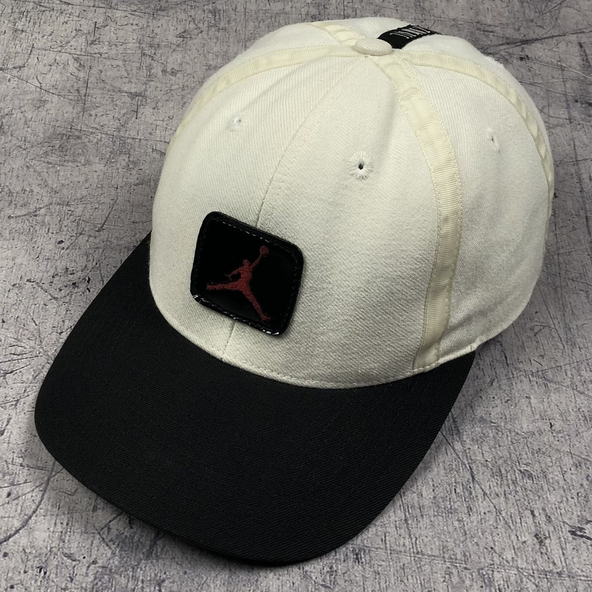 Jordan Brand Rare 90s Air Jordan Jump Man Vintage Cap Size ONE SIZE - 2 Thumbnail