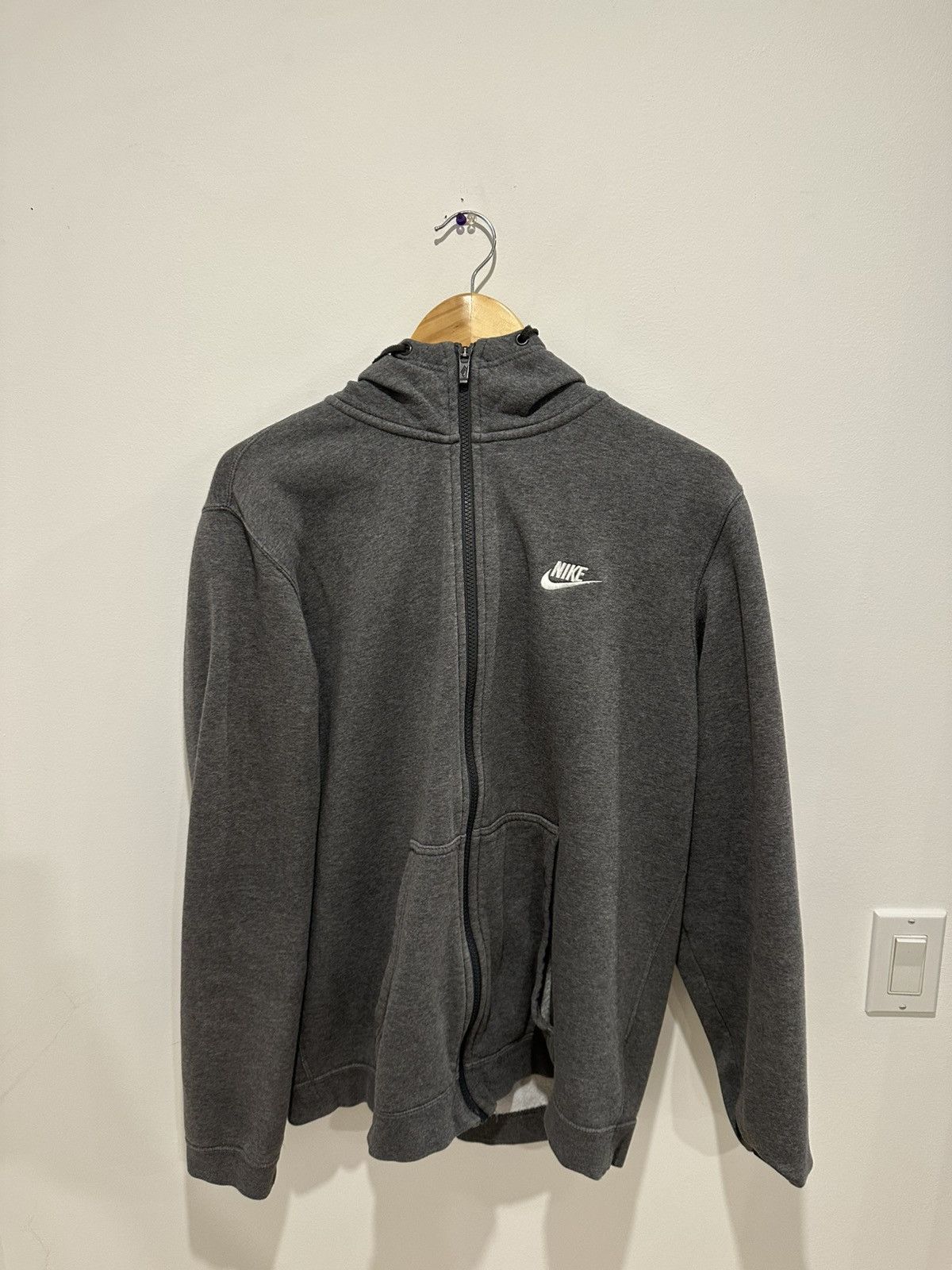 Nike Grey Nike logo hoodie Size US L / EU 52-54 / 3 - 1 Thumbnail