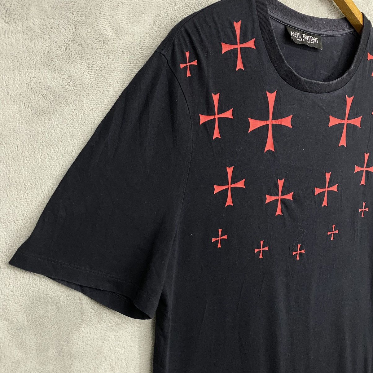 Neil Barrett NEIL BARRETT Maltese Cross Printed T-Shirt Black Size US L / EU 52-54 / 3 - 4 Thumbnail