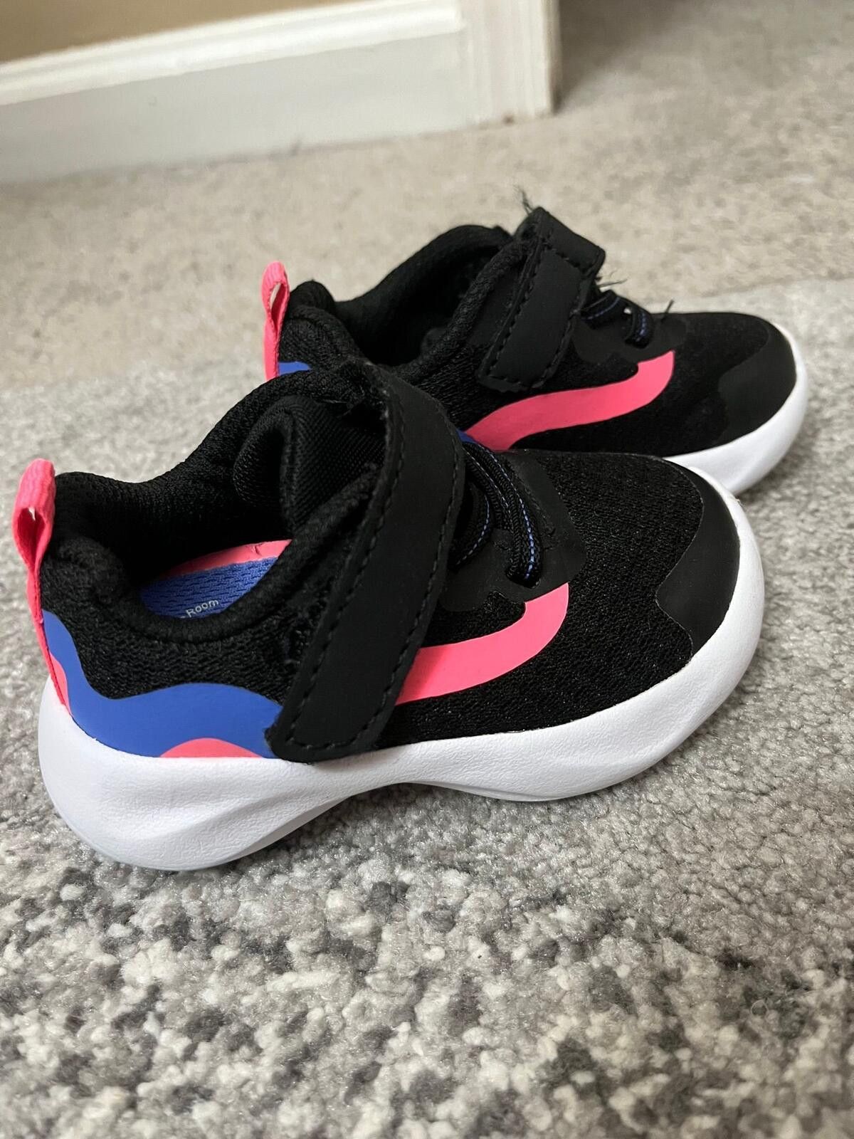 Athletic Works Toddler Size 4 Athletic Lightweight Sneakers Black Pink Size ONE SIZE - 1 Thumbnail