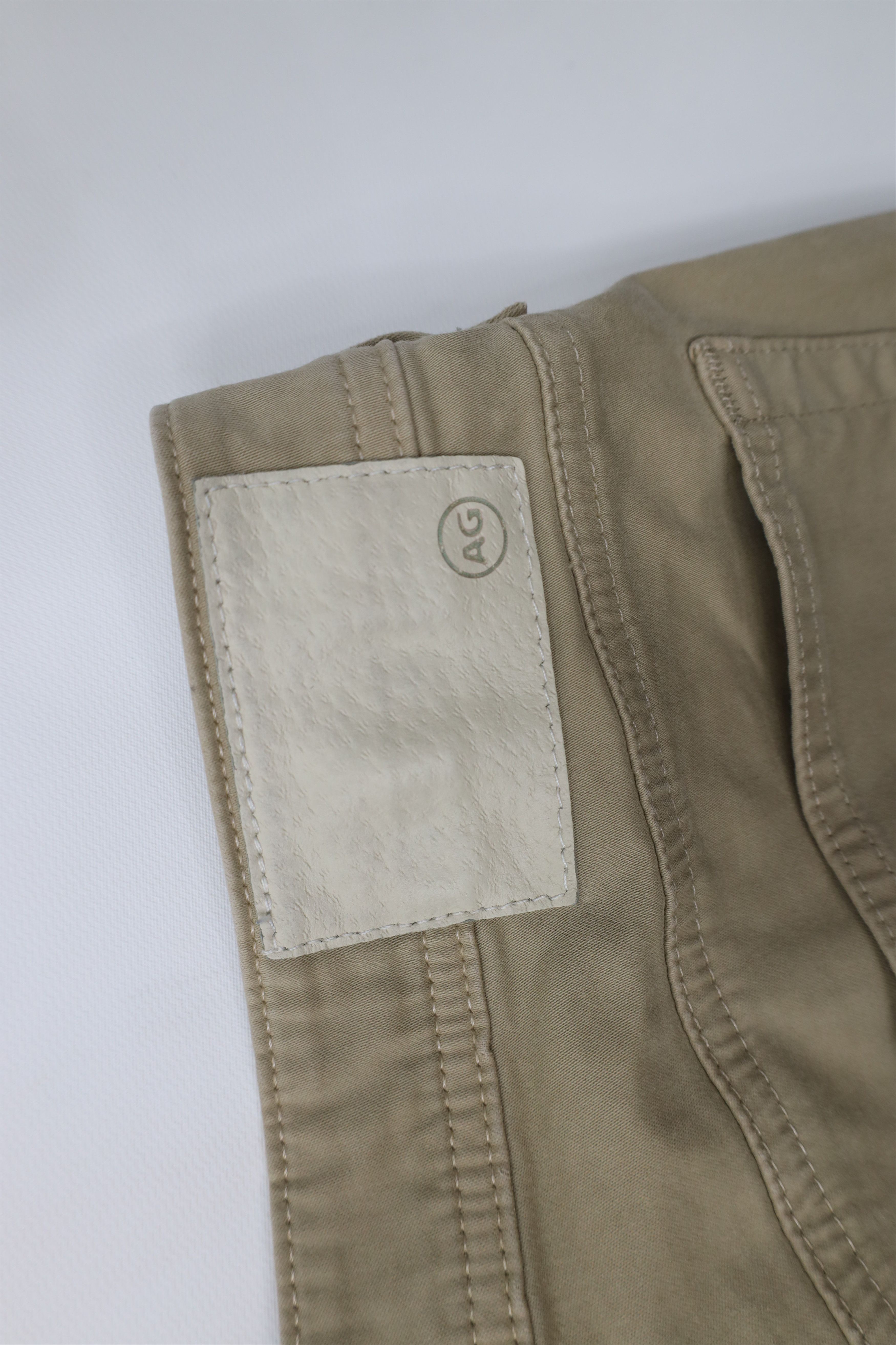 AG Adriano Goldschmied Adriano Goldschmied Graduate Tailored Leg Chino Pants Beige Size US 36 / EU 52 - 15 Thumbnail