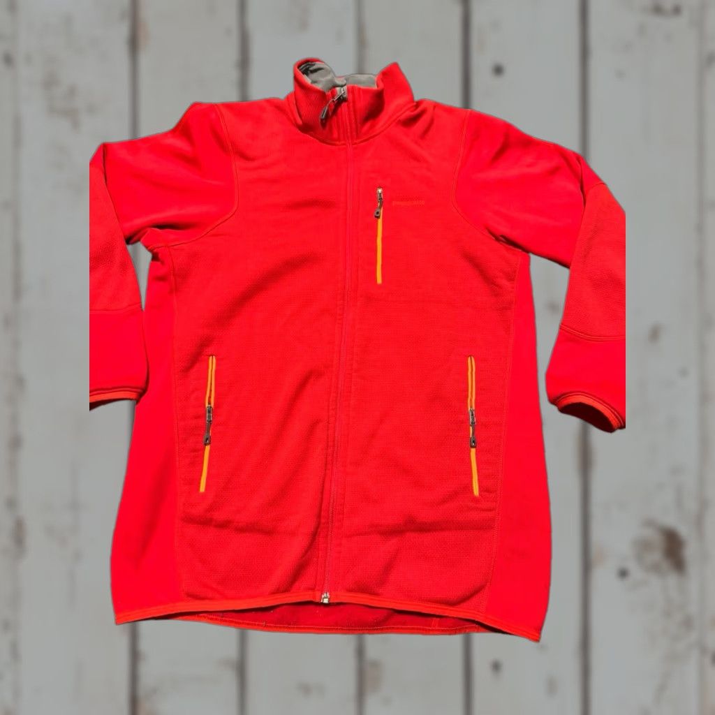 Patagonia Patagonia Jacket Men R1 Full-Zip Fleece Red Large Polartec Power Dry Grid Zip Pocket Zipper Logo Windbreaker Outdoor Casual Travel Scarf? Size US L / EU 52-54 / 3 - 1 Thumbnail