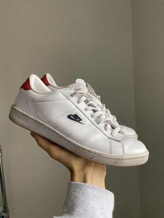 Supreme nike hot sale tennis classic