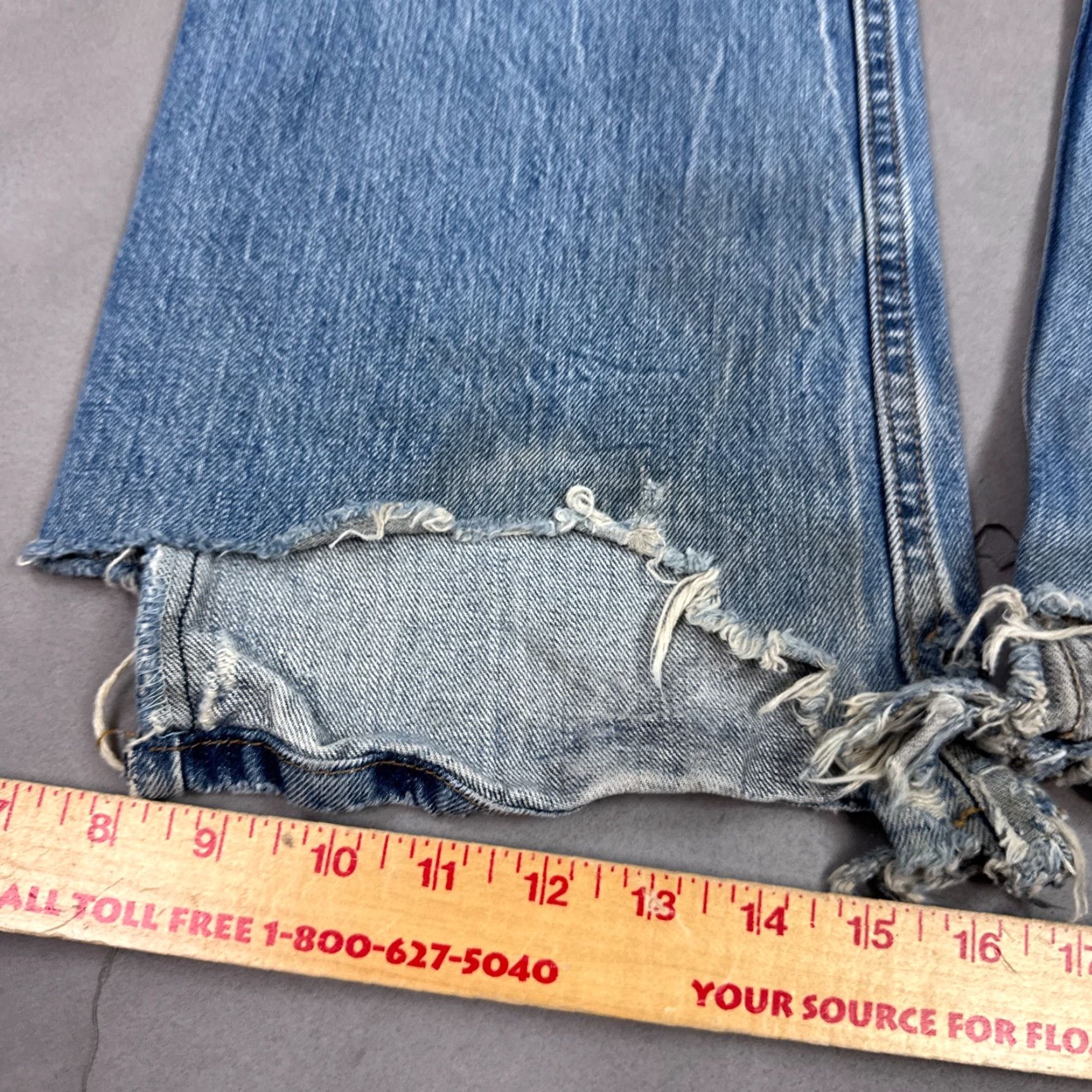 Levi's VINTAGE Levis Jeans Mens 34x34 Blue 527 Bootcut Western Destroyed Cowboy Size US 34 / EU 50 - 7 Thumbnail
