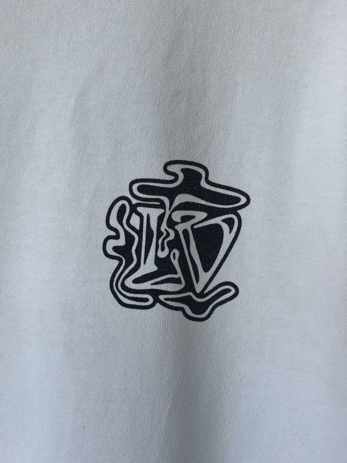 Louis Vuitton VIRGIL ABLOH - SMOKE WAVE LOGO TEE WHITE Size US L / EU 52-54 / 3 - 5 Thumbnail