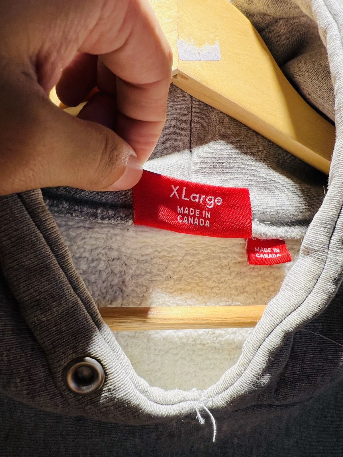 Supreme 2000 Supreme Red on Grey Box Logo Hoodie Size US XL / EU 56 / 4 - 4 Thumbnail
