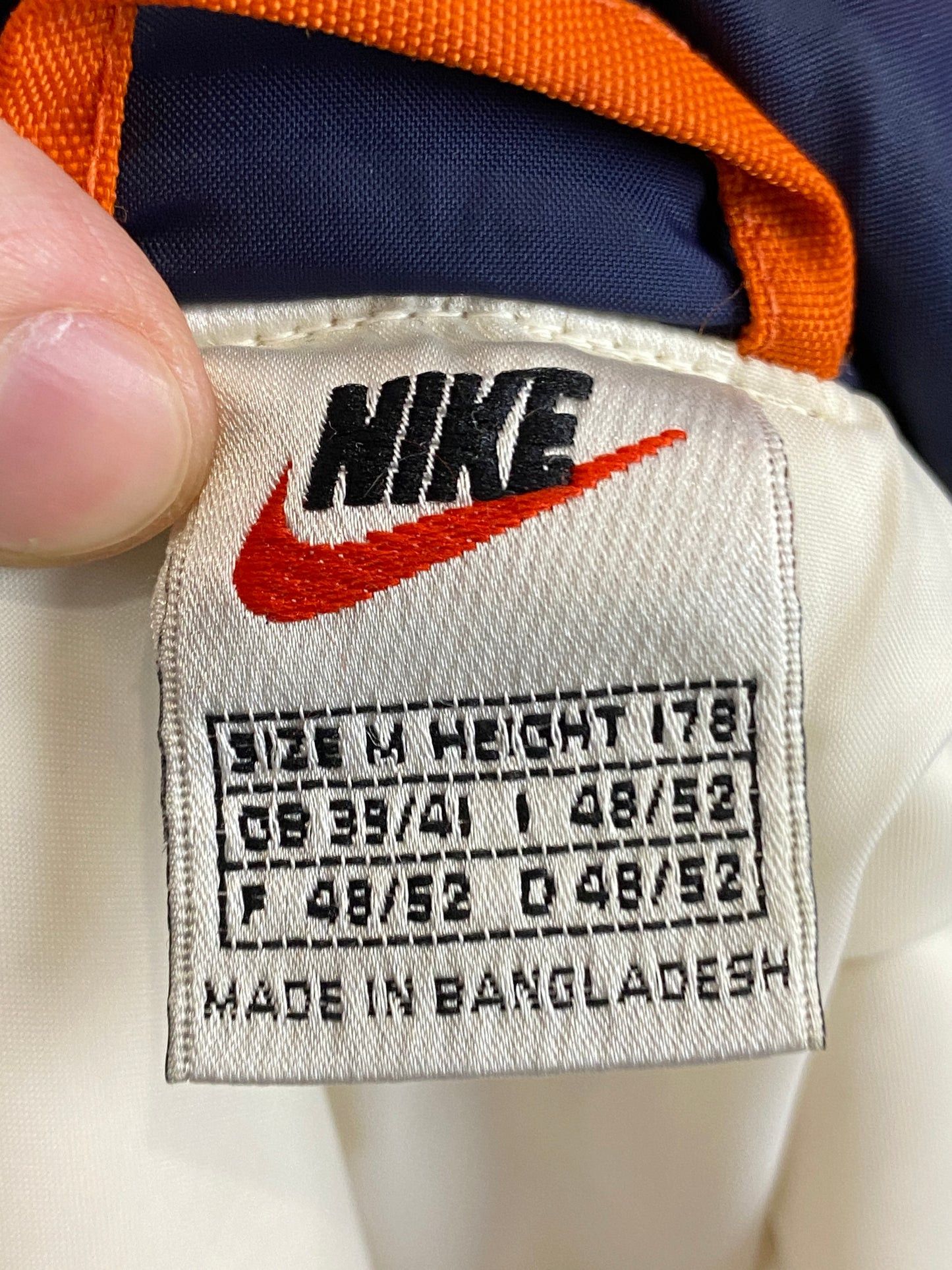 Nike × Vintage 90s Nike Vintage Men's Hooded Jacket - L Size US L / EU 52-54 / 3 - 4 Thumbnail