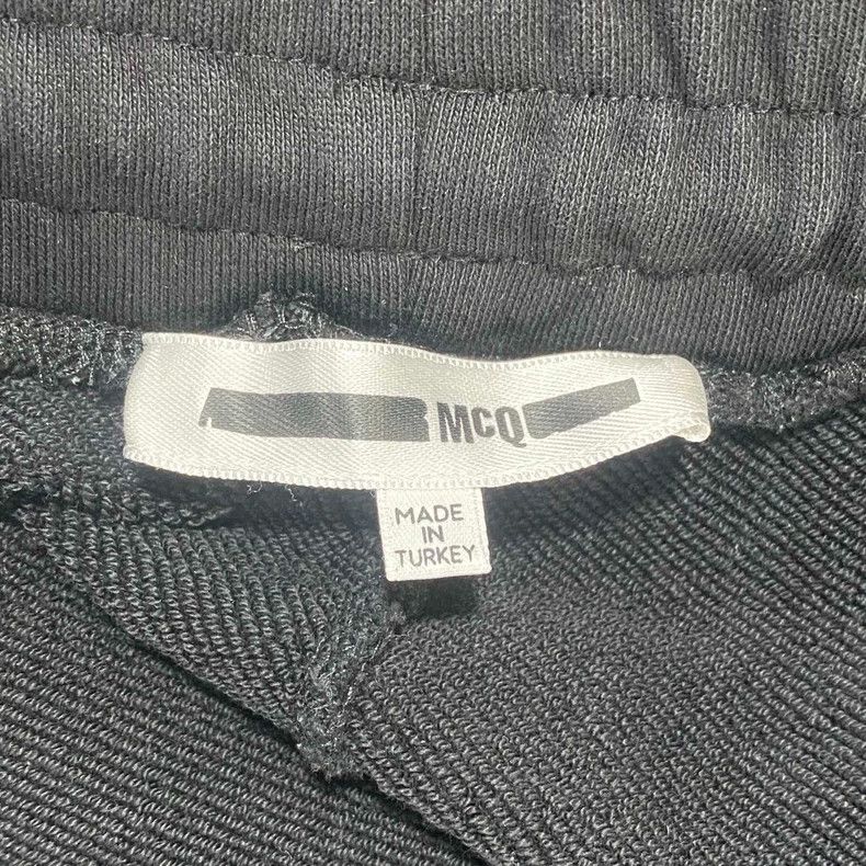 Alexander McQueen Alexander Mcqueen SizeL Black sweatpants Size US 30 / EU 46 - 4 Thumbnail