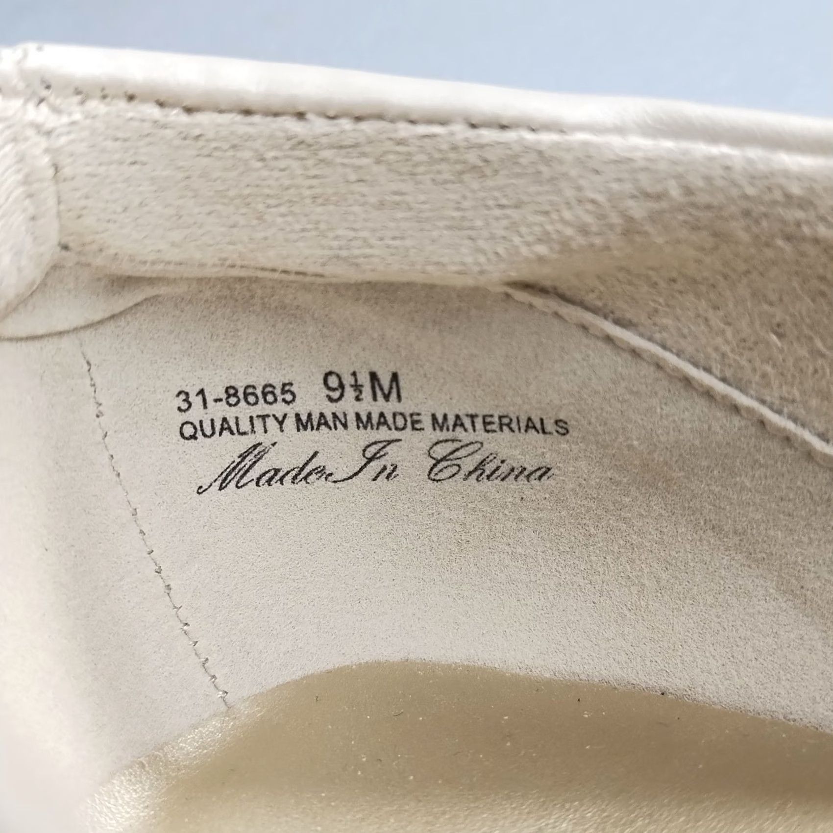 Vintage Easy Street Ballet Flats Womens Size 9.5 Beige Slip On Flat Comfort Almond Toe VINTAGE No Size US 10 / IT 40 - 2 Thumbnail