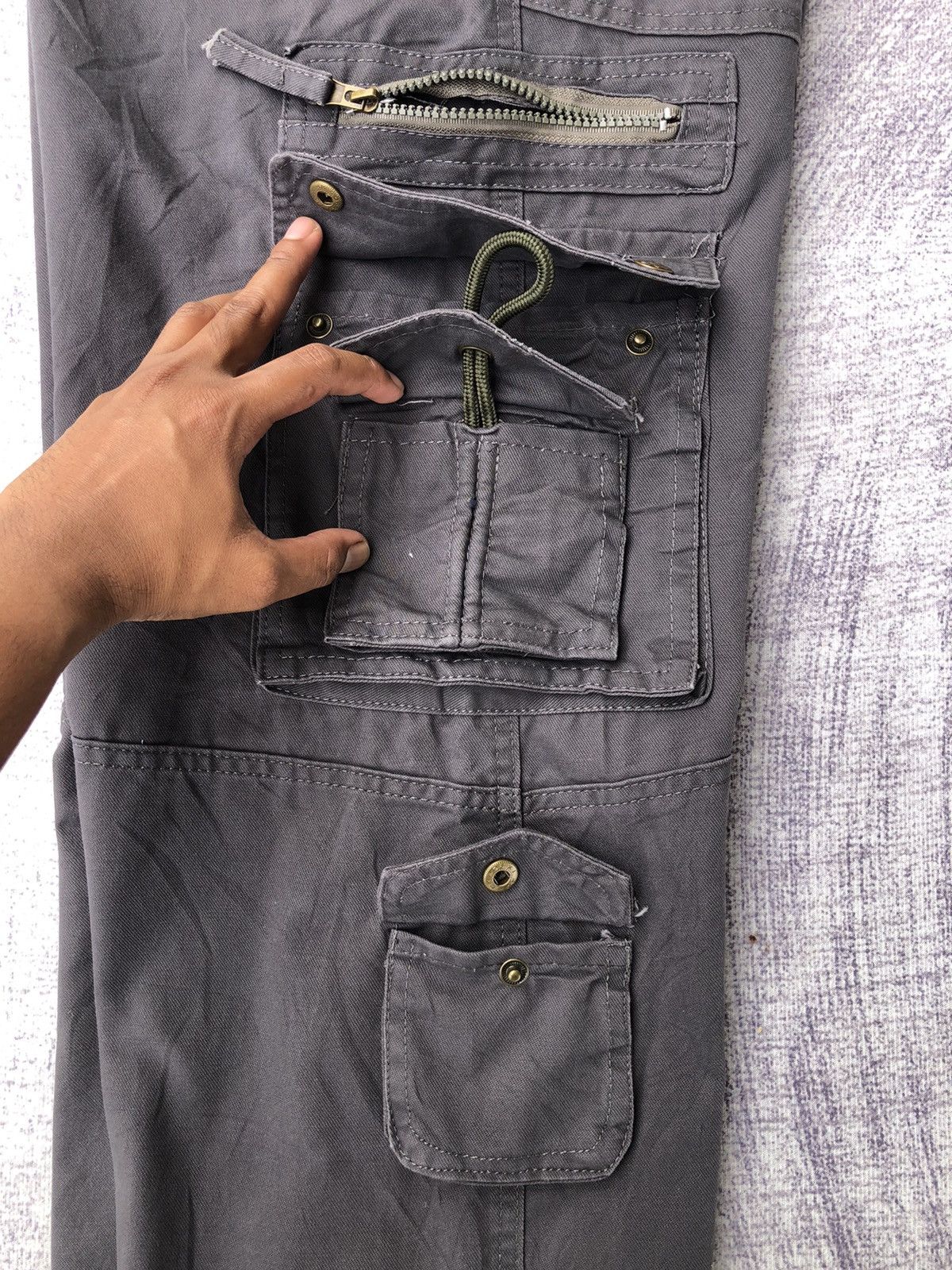 Designer × Vintage Vintage y2k Grey Military Cargo With 11 Pocket & Zip Size US 36 / EU 52 - 16 Thumbnail