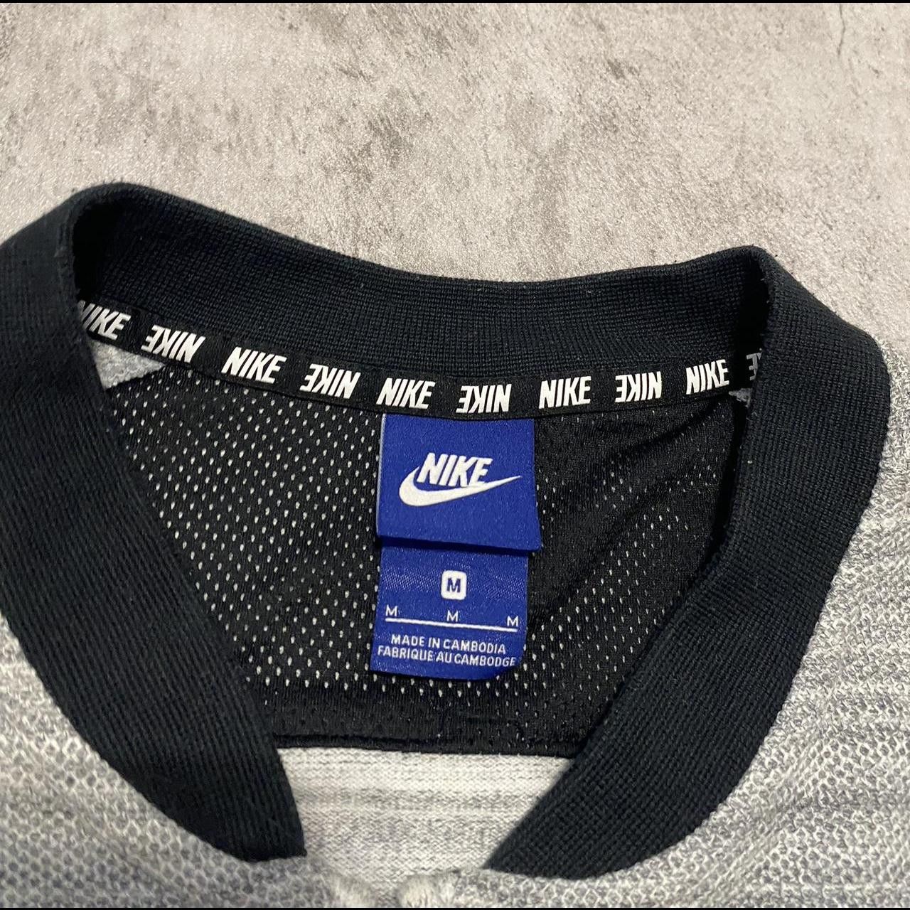 Nike Grey Nike sweatshirt with black accents Sportswear Size US M / EU 48-50 / 2 - 4 Thumbnail
