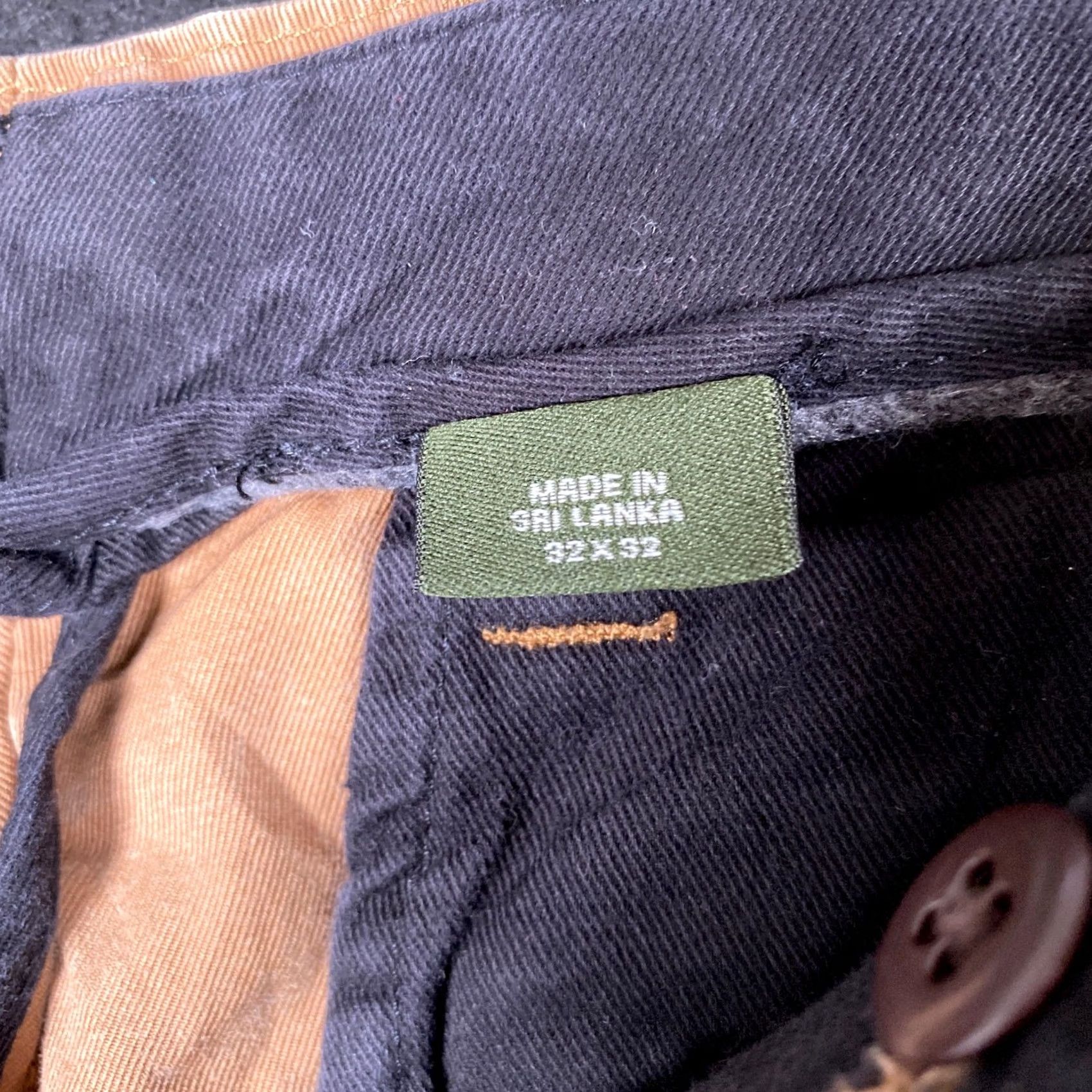 Eddie Bauer Eddie Bauer Mens Pants Khakis Straight Leg 32x32 100% Cotton Brown Front Flat Front Zip Button Pockets Clothing Folded? Size US 32 / EU 48 - 5 Thumbnail