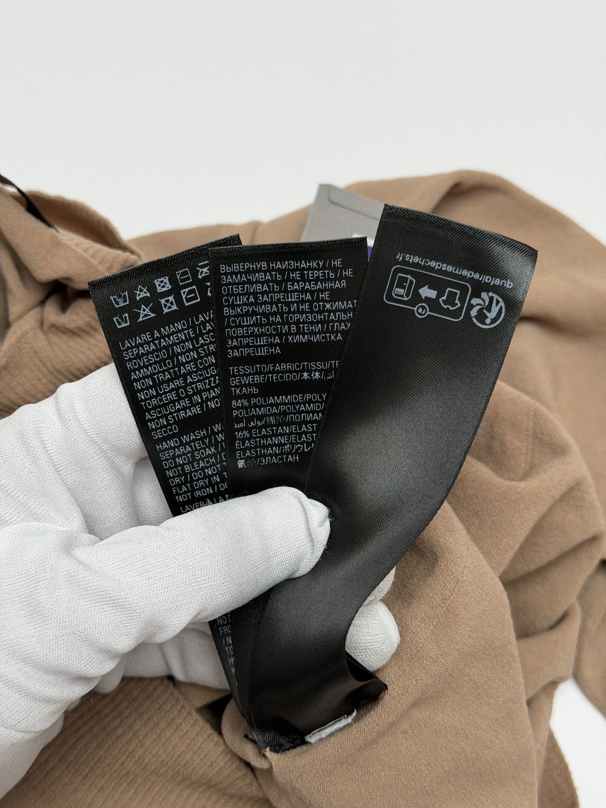 Balenciaga Balenciaga Stretch Knitted Turtleneck Sweater With Gloves Size US XS / EU 42 / 0 - 12 Thumbnail