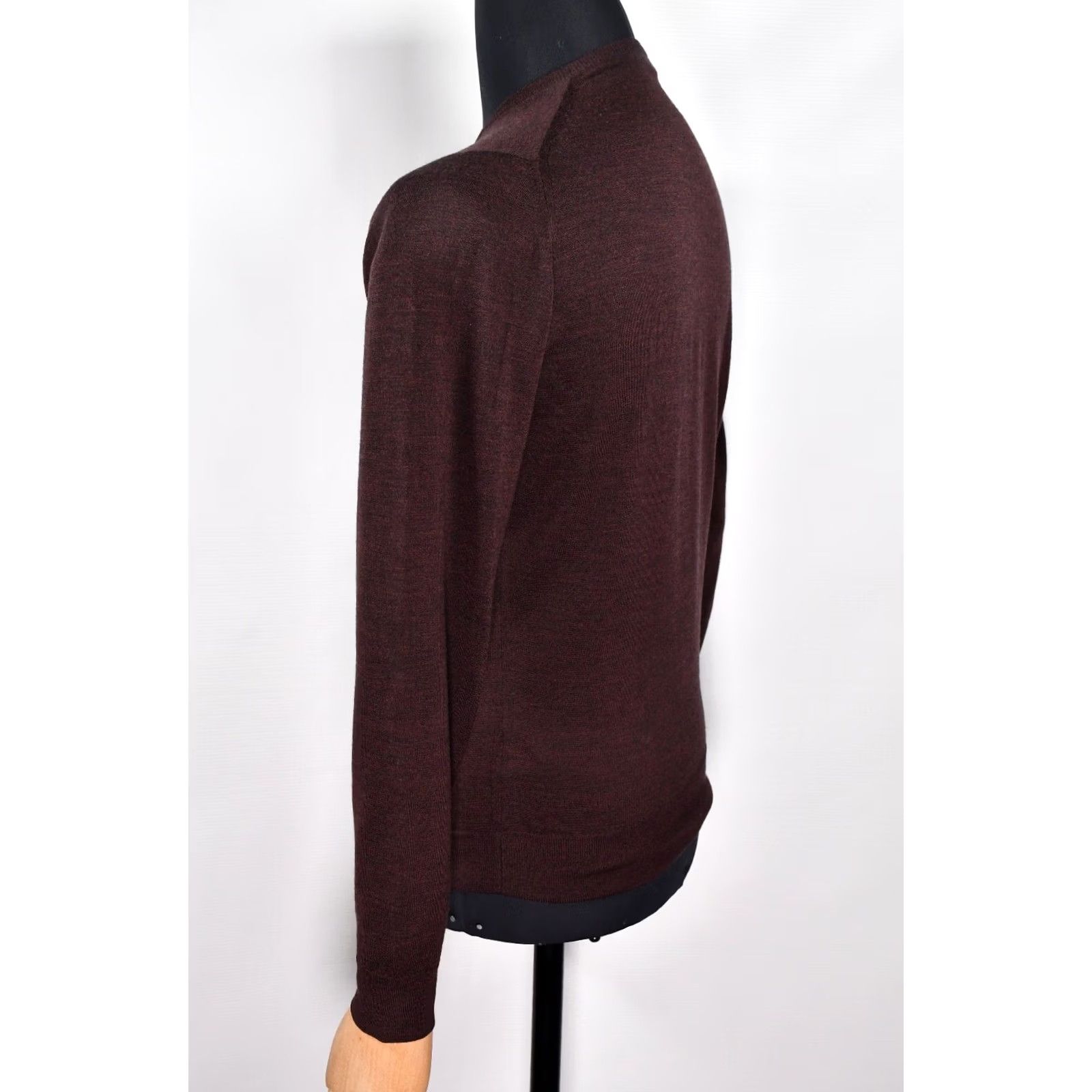 John Smedley John Smedley Sweater Men's M England Merino Wool V-Neck Pullover Brown Solid 100% Merino Wool Classic Fit Casual Dress Shirt Size US M / EU 48-50 / 2 - 5 Thumbnail