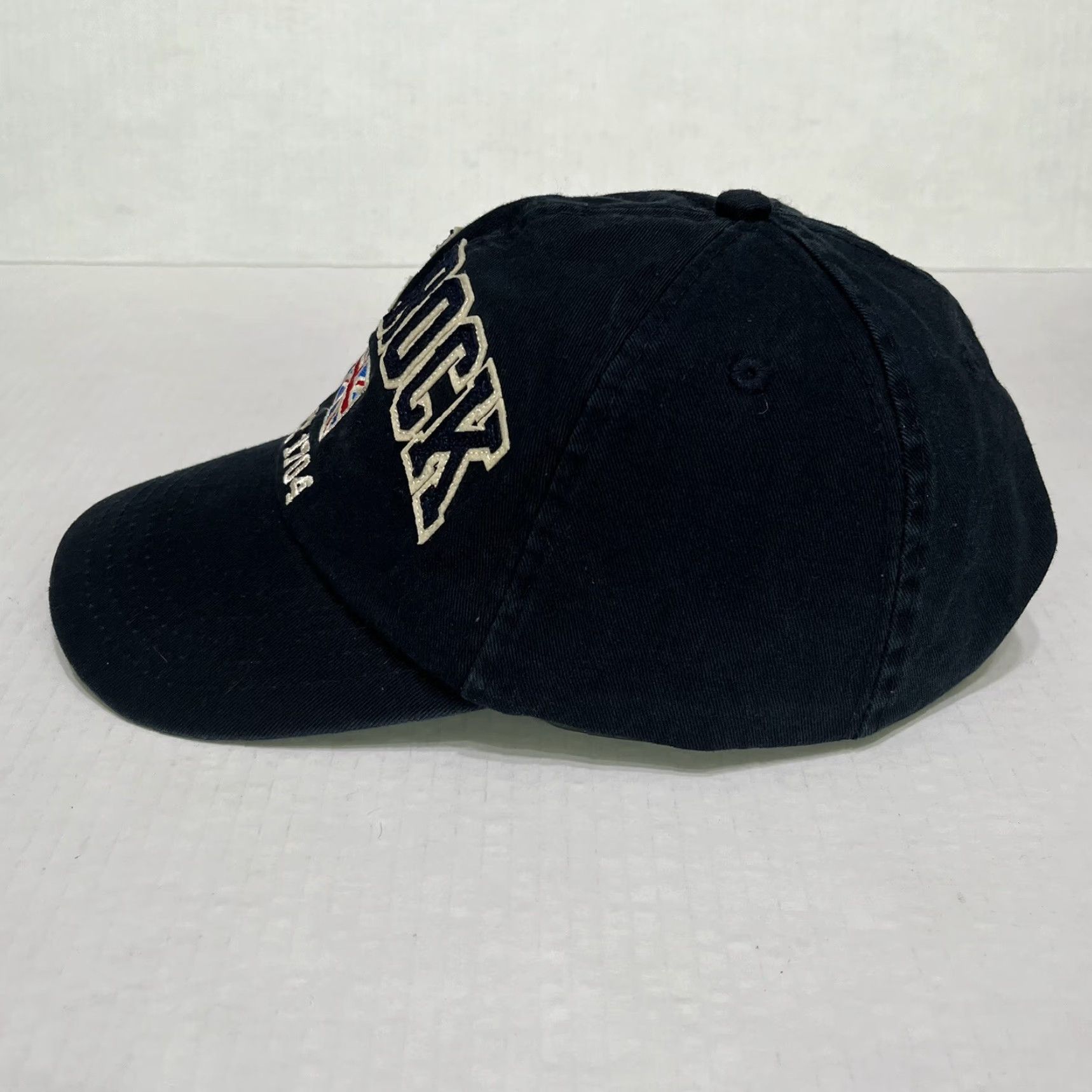 Vintage Top of the Rock The Rock Hat Cap United Kingdom UK Flag Navy Blue Adjustable Adult Mens Baseball Cap Size ONE SIZE - 4 Thumbnail