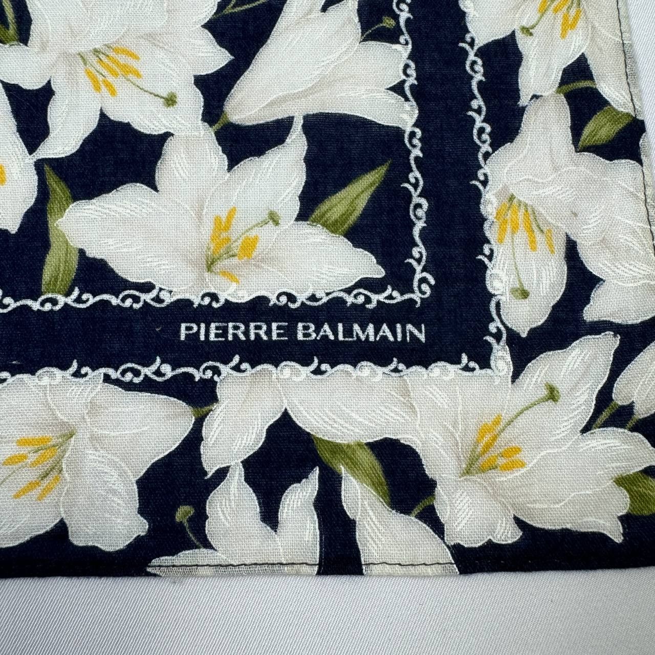 Pierre Balmain Vintage Pierre Balmain Pocket Square / Neckerchief – Floral Size ONE SIZE - 6 Thumbnail