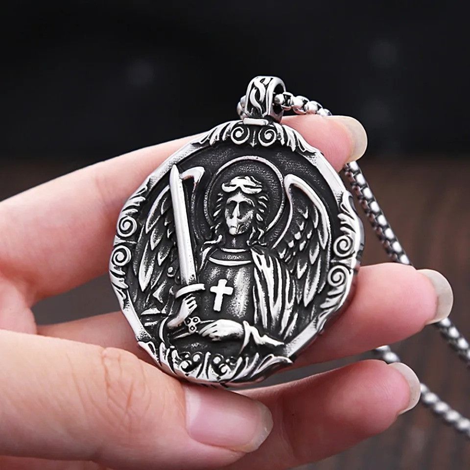 Other Vintage Angel Pendant Necklace Size ONE SIZE - 1 Thumbnail