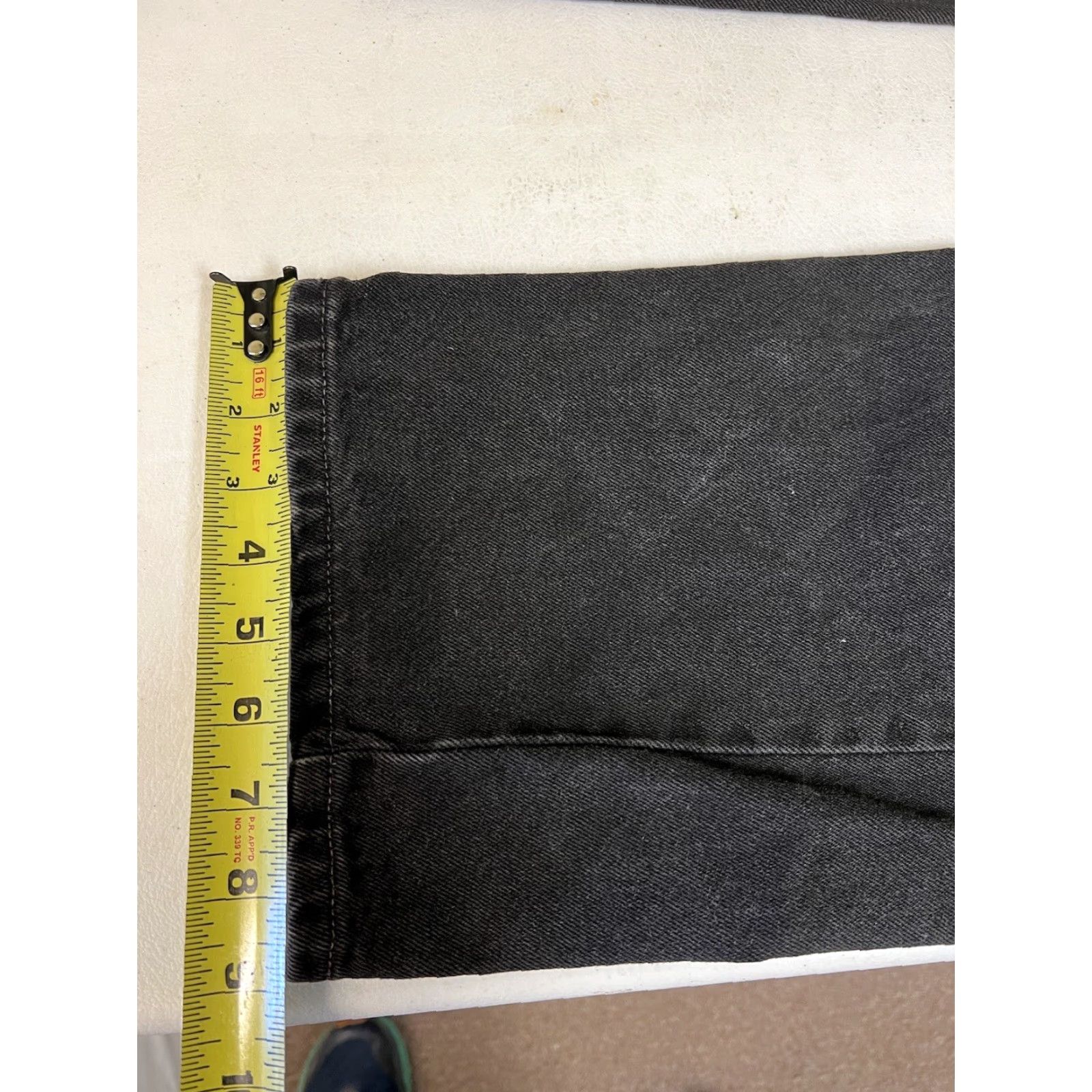 Levi's VINTAGE Levi's 505 Jeans Men Regular 38x32 Black Straight Denim Pants 90s USA 90s Hipster Comfortable Pockets Belt Loops Size US 38 / EU 54 - 7 Thumbnail