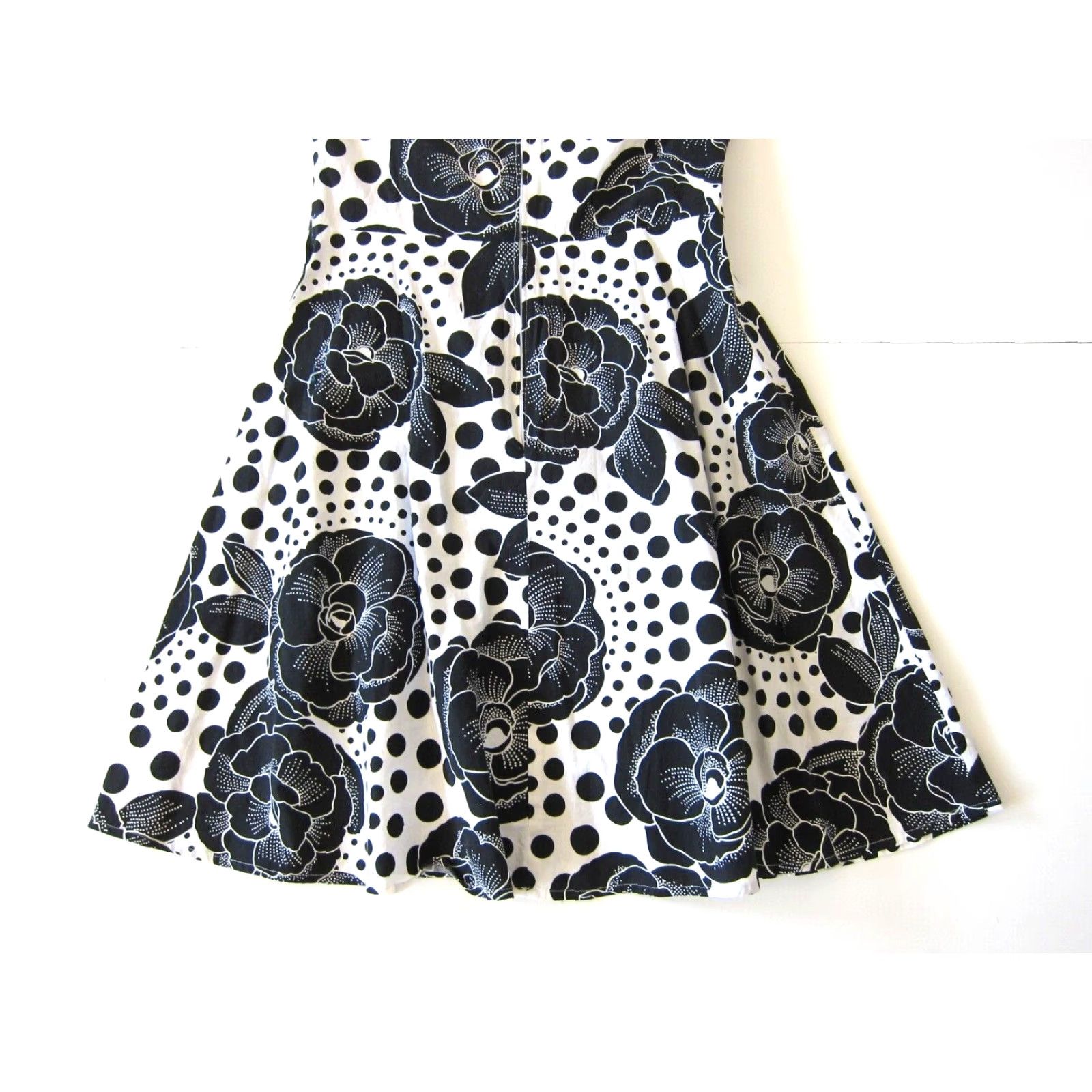 Vintage VINTAGE XOXO Collection Black White Polka Dot Floral Cotton Stretch Strapless Dress 11/L Size L / US 10 / IT 46 - 5 Thumbnail