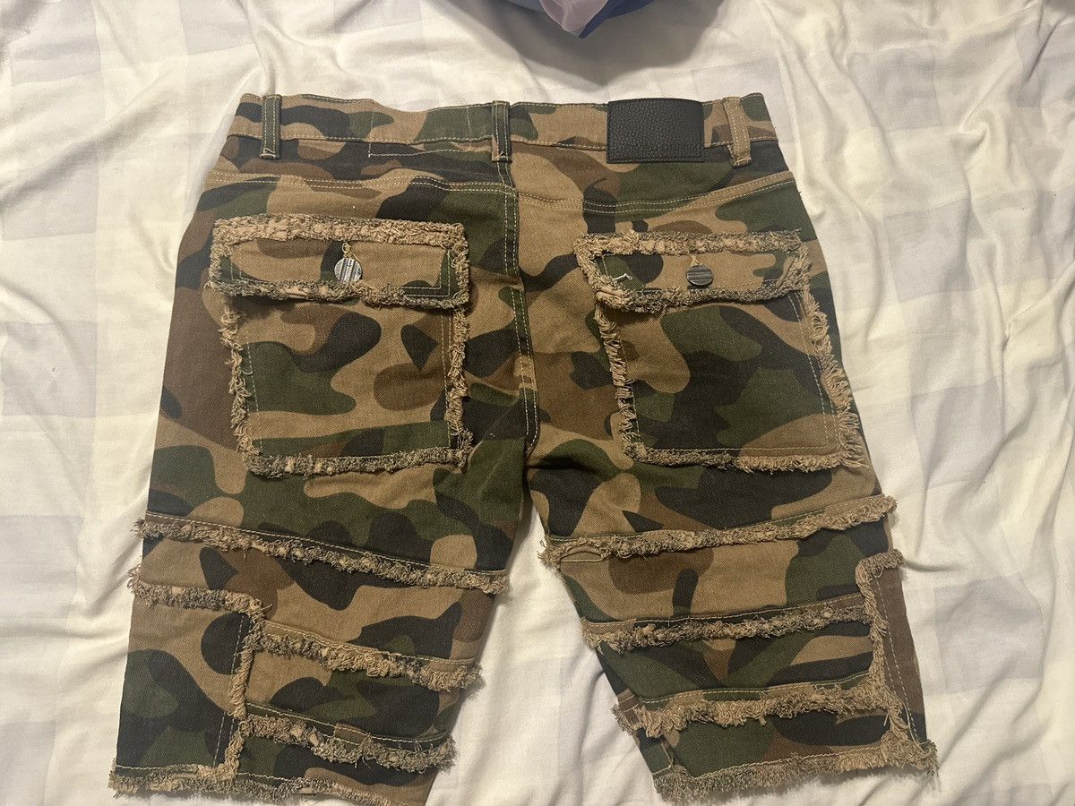Other frwrd denim camo cargo shorts army/forest Size US 32 / EU 48 - 3 Thumbnail