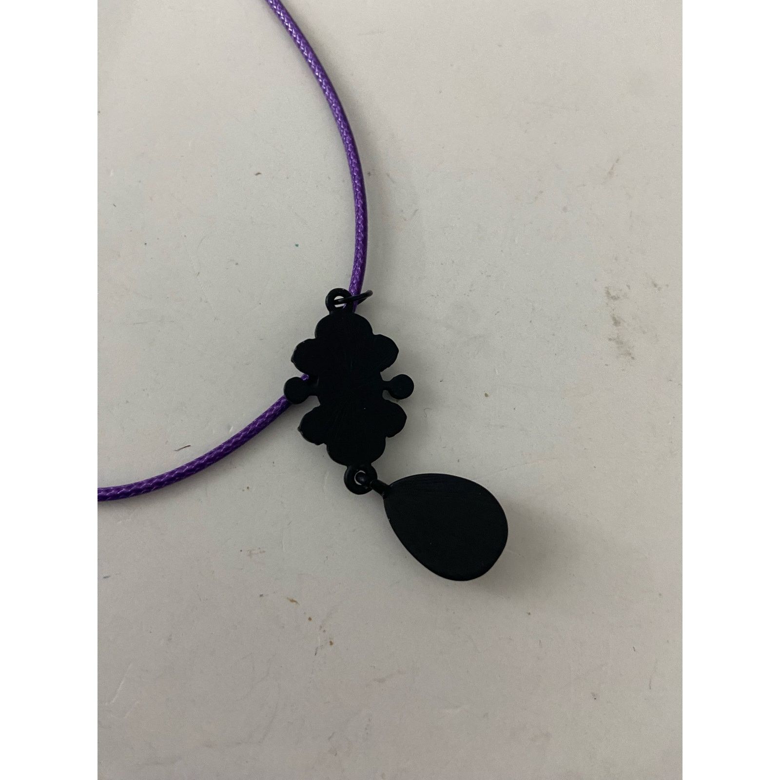 Other black pendant with gray rhinestone Size ONE SIZE - 4 Thumbnail
