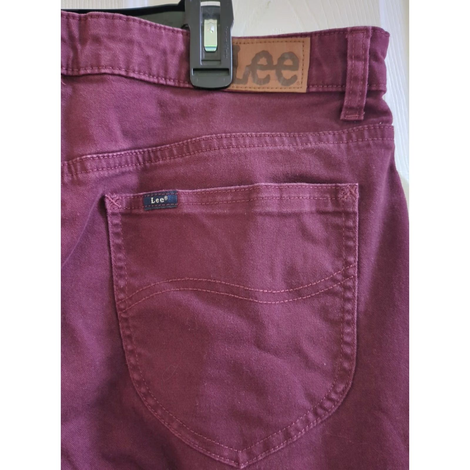 Lee Lee Relaxed Fit Straight Leg Pants Red 14 Short Cotton Women's Size 36" / US 14 / IT 50 - 3 Thumbnail