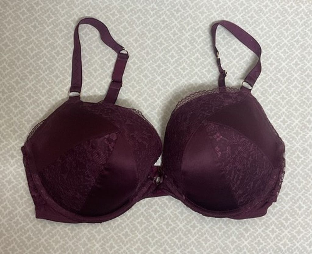 Victoria's Secret Victoria's Secret Padded Push Up Pigeonnant Bra Women 34DDD Size ONE SIZE - 1 Thumbnail