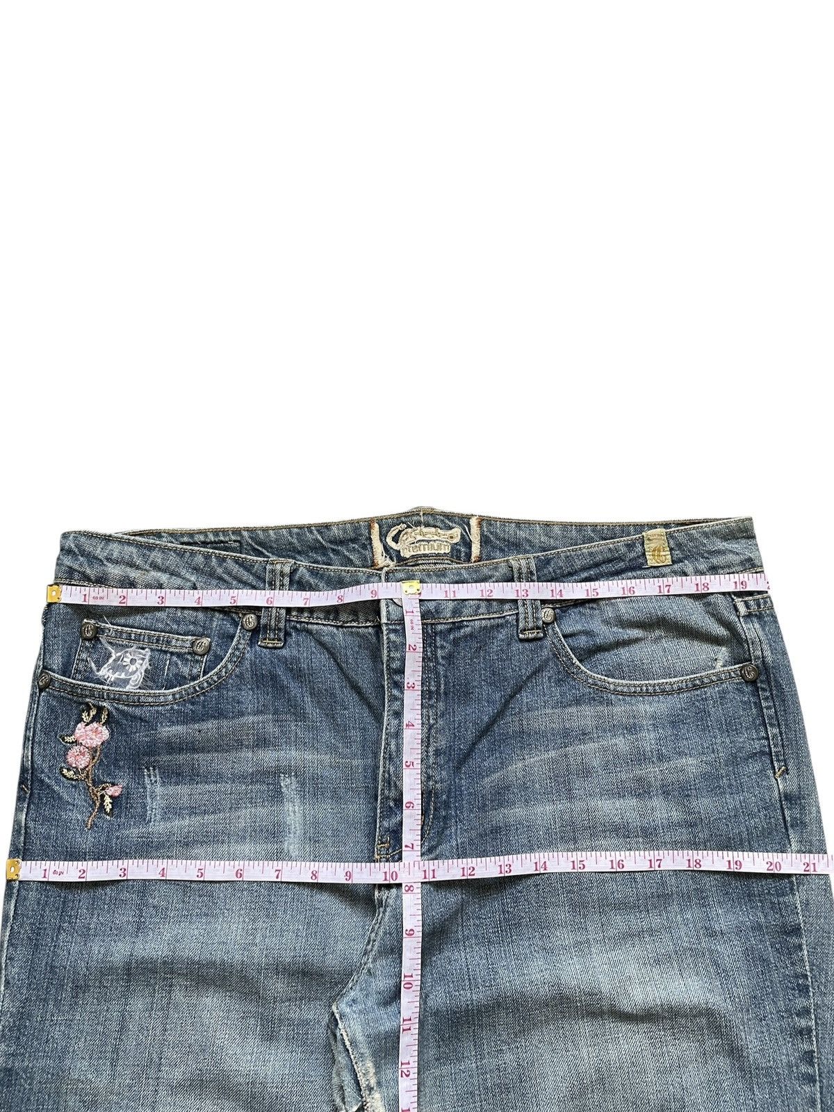 Japanese Brand Vintage Japanese Brand Patch Distress Flare Bell Bottom Jean Size 40" / US 18 - 14 Thumbnail