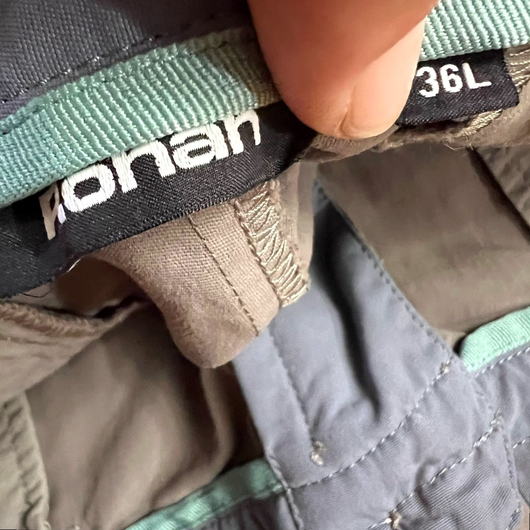 Vintage Rohan Pants Mens 36 Gray Fusions Trousers Hiking Outdoor Polyester Mens Size 36 Gray Chino Inseam 30 Size US 36 / EU 52 - 6 Thumbnail