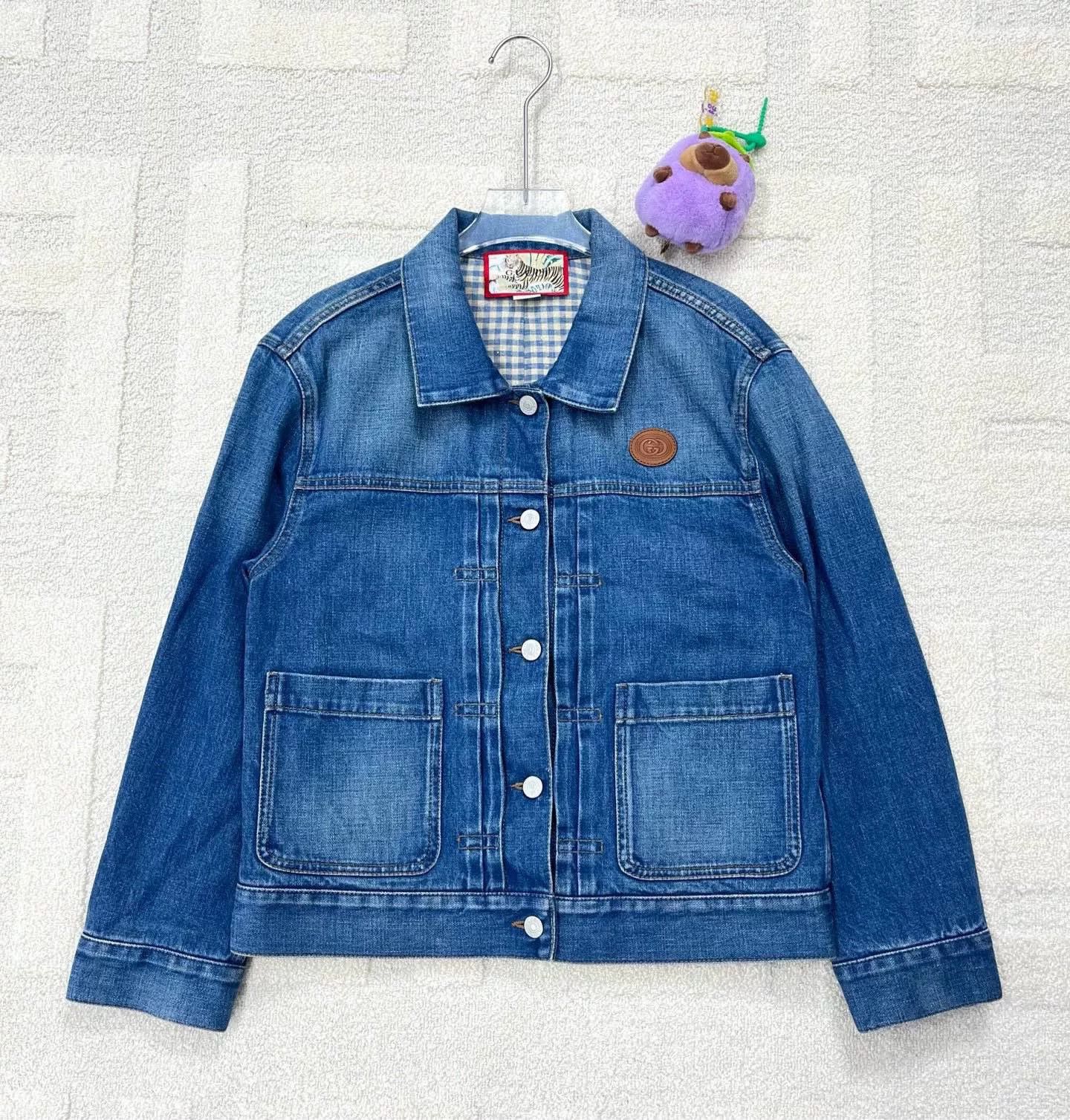 Gucci Gucci Tiger Embroidered Denim Jacket Size US S / EU 44-46 / 1 - 1 Thumbnail