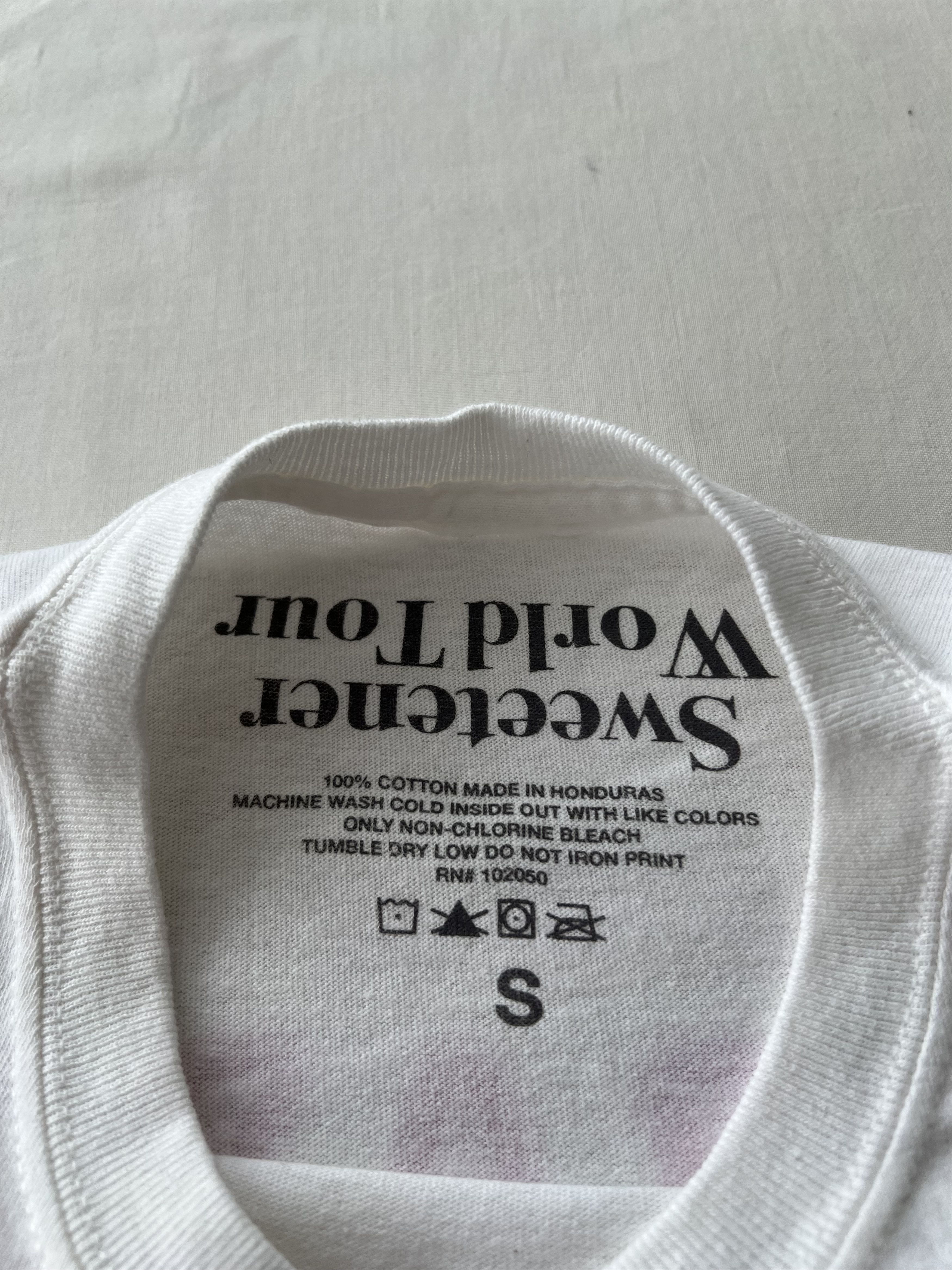 Band Tees Vintage Ariana Grande Sweetener World Tour 2019 T-shirt Size US S / EU 44-46 / 1 - 7 Thumbnail