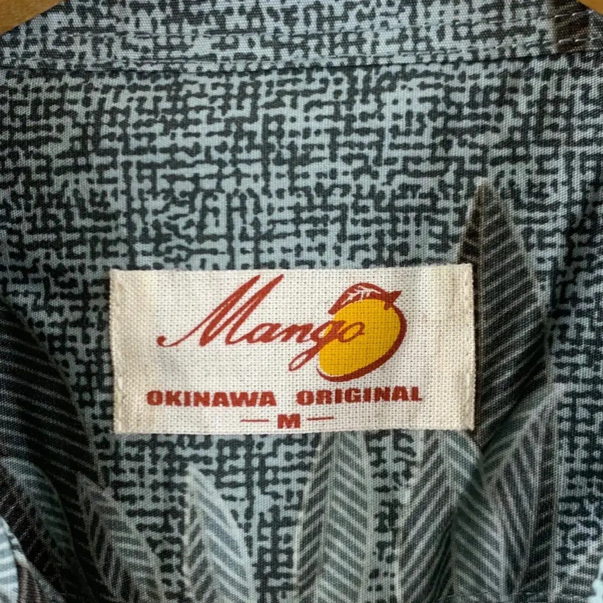 Vintage Vintage MANGO OKINAWA ORIGINAL Hawaii Tee Shirt Size US M / EU 48-50 / 2 - 4 Thumbnail