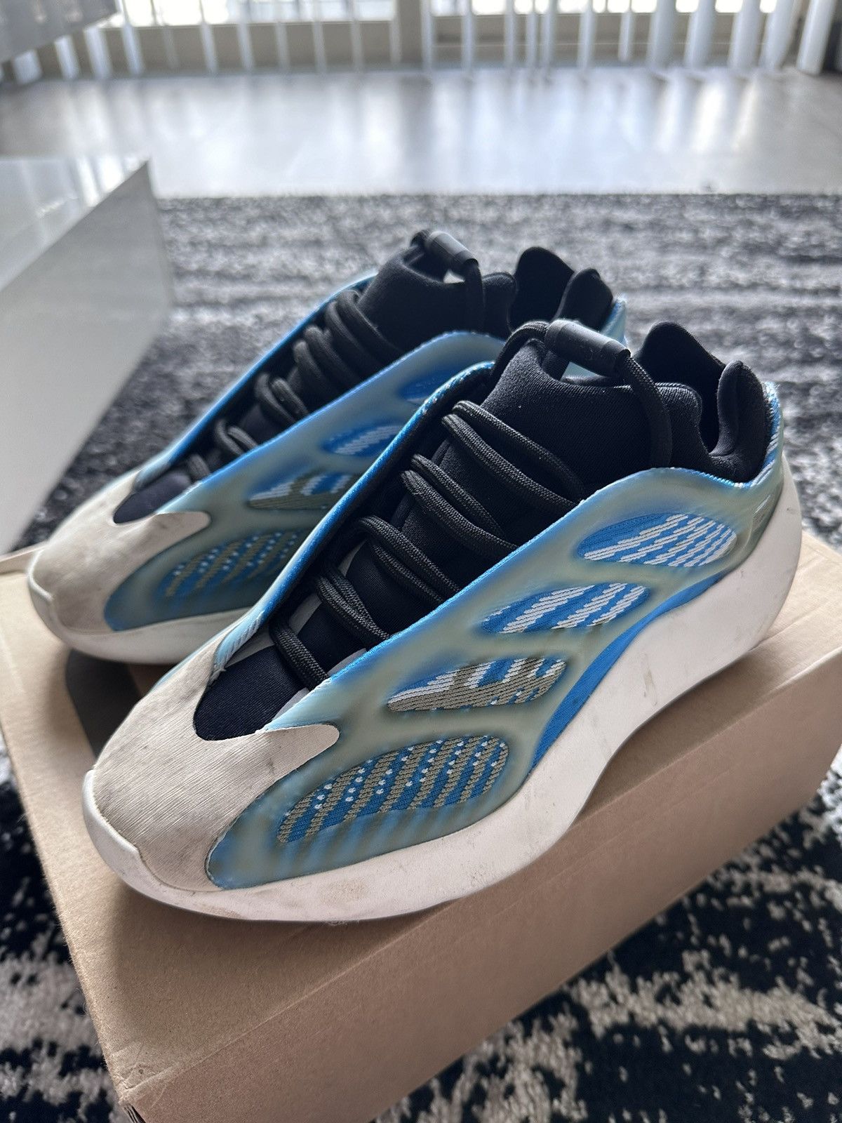 Yeezy Yeezy 700 “Azareth” Size US 5.5 / EU 38 - 2 Thumbnail