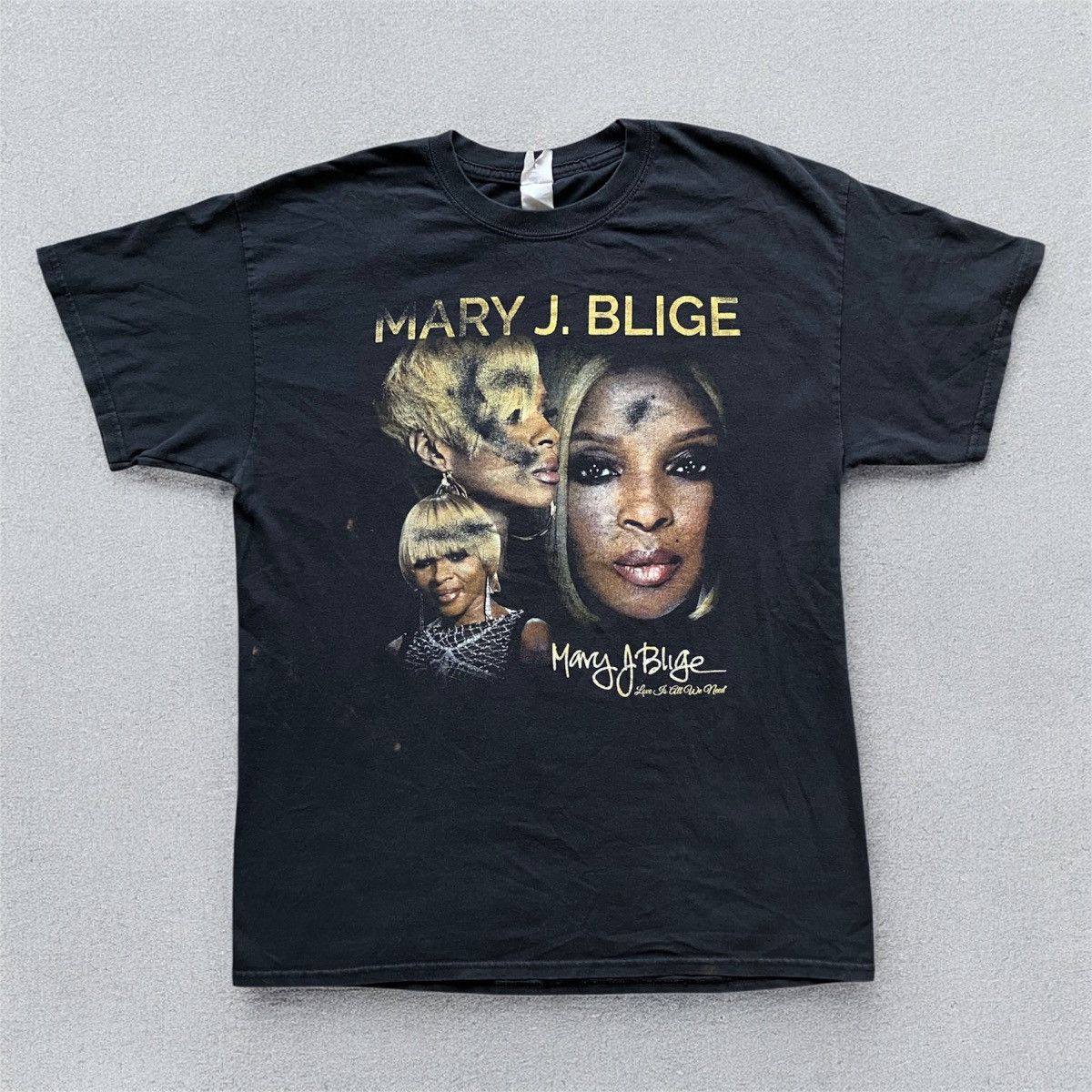 Gildan Mary J. Blige Love is all we need Tour w Nas Rap Tee 2019 Size US L / EU 52-54 / 3 - 8 Thumbnail