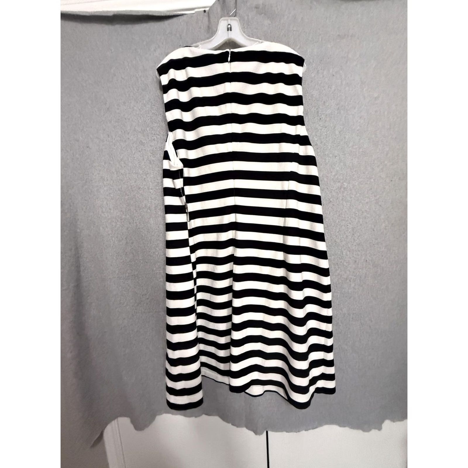 Vintage Jessica Howard Dress Womens 24W Black White Striped Scoop Neck Sleeveless Shift Dress Size 4XL / US 24-26 - 2 Thumbnail