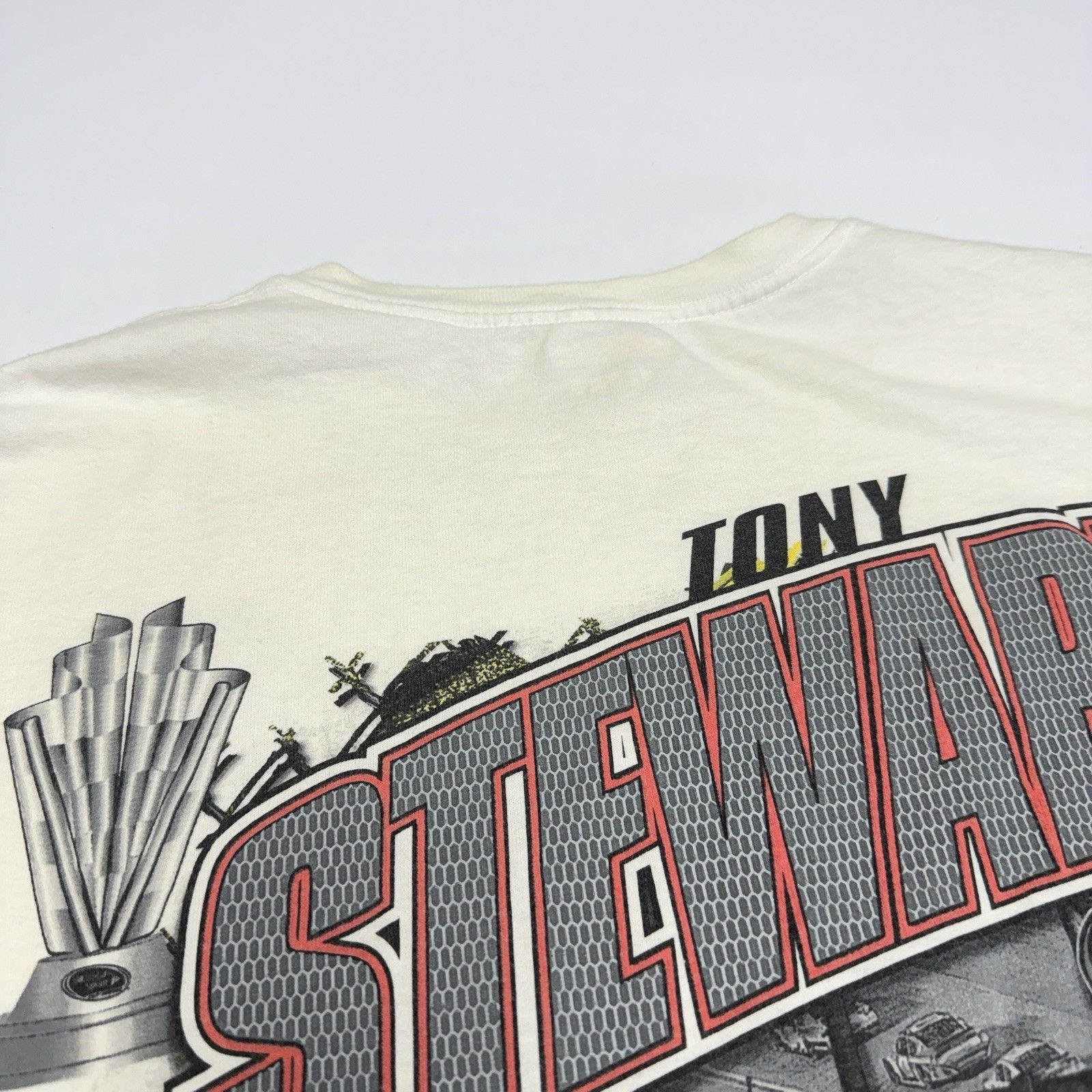 NASCAR Tony Stewart 2011 Spirit Championship Nascar T Shirt 2XL Size US XXL / EU 58 / 5 - 7 Thumbnail