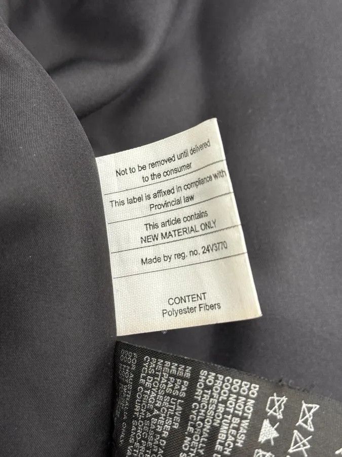 Prada 2000s Prada Black Minimal Nylon Bomber Jacket Size US L / EU 52-54 / 3 - 12 Thumbnail