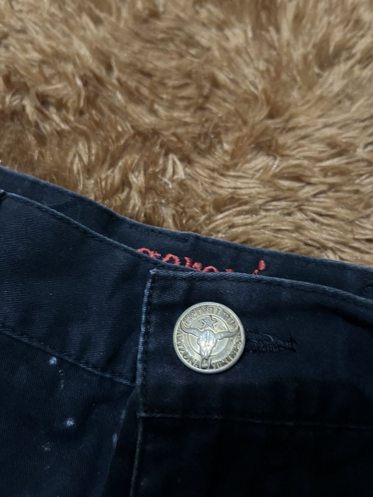 Japanese Brand 2001 GERONIMO LEGEND RUGGED SPIRIT OF INDIAN Shortspants Size US 34 / EU 50 - 4 Thumbnail