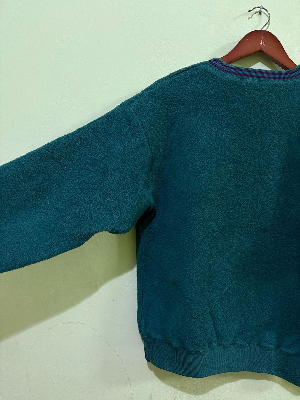Helly Hansen Vintage Helly Hansen Pullover Jumper Sweatshirt Embroidered Size US M / EU 48-50 / 2 - 5 Thumbnail