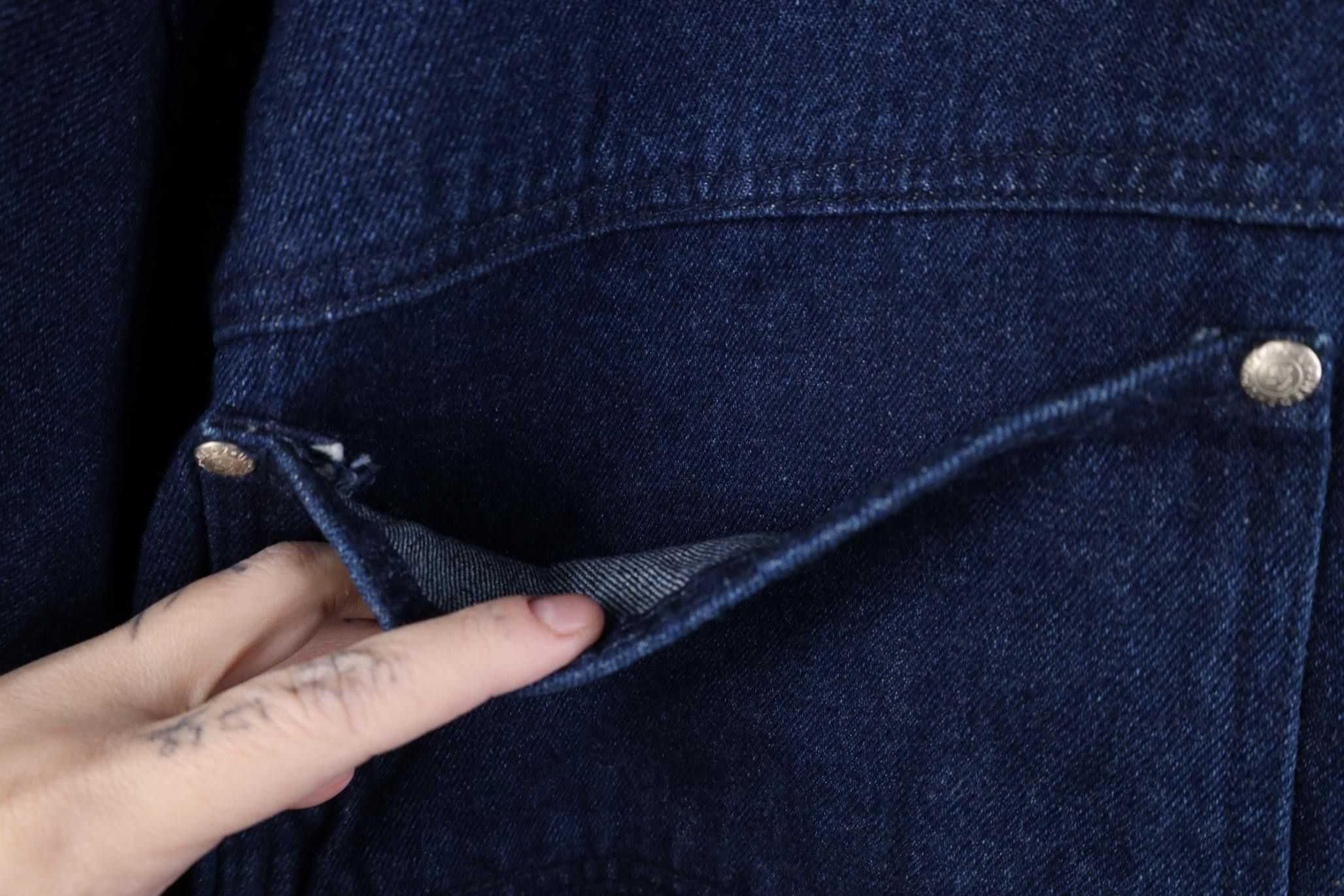 Vintage Deadstock Vintage 90s Streetwear Pocket Denim Button Shirt Size US XL / EU 56 / 4 - 8 Thumbnail
