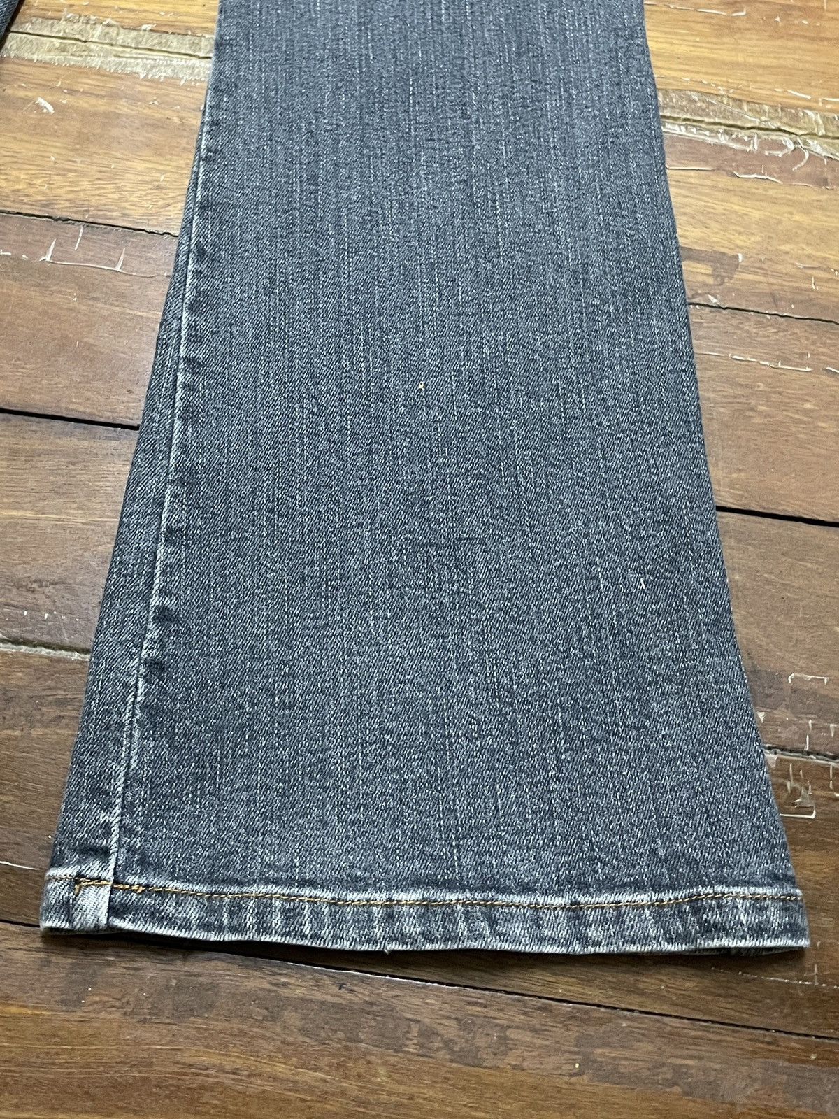 Le Grande Bleu (L.G.B.) Rare Vintage Japanese Brand Jouer Du Rock Flared Jeans 2000s Size US 29 - 8 Thumbnail