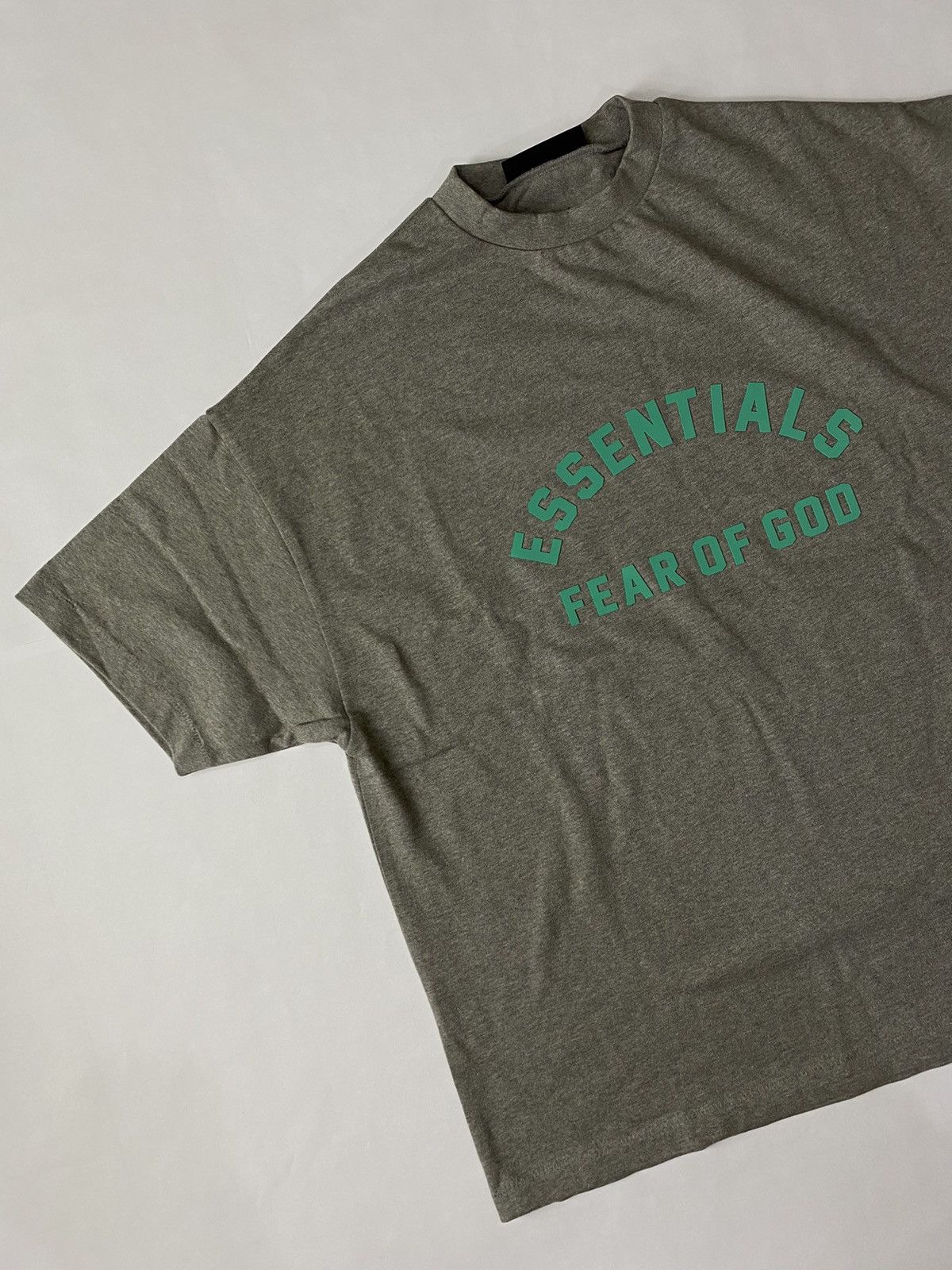 Essentials × Fear of God ESSENTIALS HEAVY TEE. Size US M / EU 48-50 / 2 - 1 Thumbnail