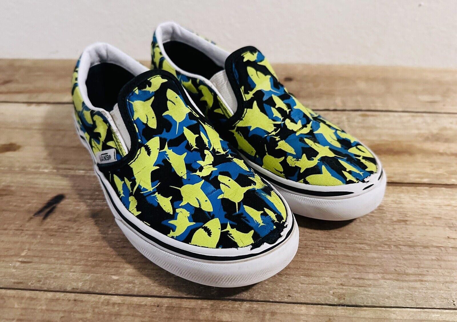 Vans VANS Classic Slip-On 'Sharks' SK8 Shoe- Youth Size 3.0 Size US 5 / EU 37 - 2 Thumbnail