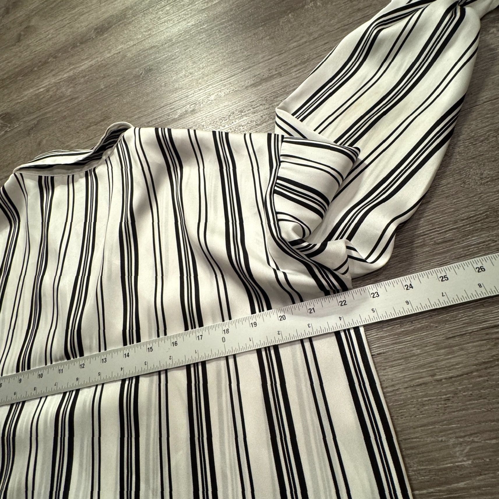 Zara Zara Shirt Womens Small Black White Stripe Satin Button Up Long Sleeve Top Adult Size S / US 4 / IT 40 - 5 Thumbnail