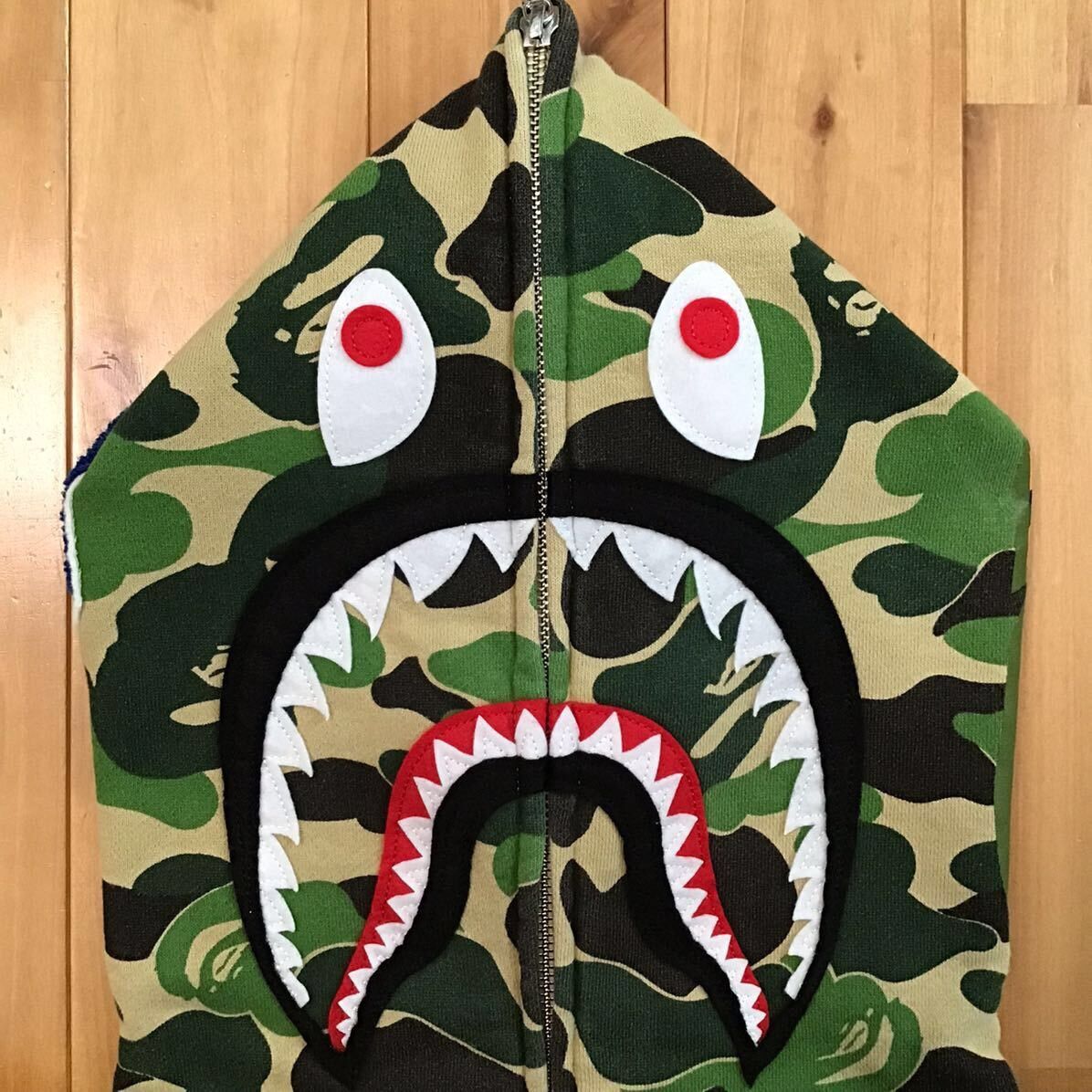Bape BAPE ABC camo green shark full zip hoodie a bathing ape Size US L / EU 52-54 / 3 - 3 Thumbnail