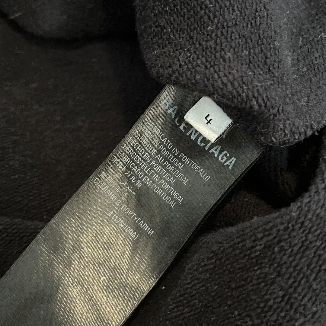 Balenciaga Balenciaga Distressed Oversized Script Logo Hoodie Size US L / EU 52-54 / 3 - 5 Thumbnail