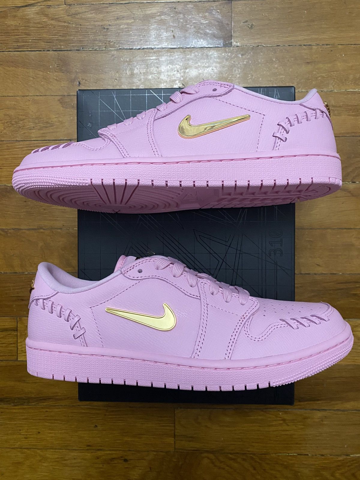 Jordan Brand Size 5W/3.5M - Jordan 1 Low Perfect Pink Metallic Gold Size US 5 / IT 35 - 2 Thumbnail