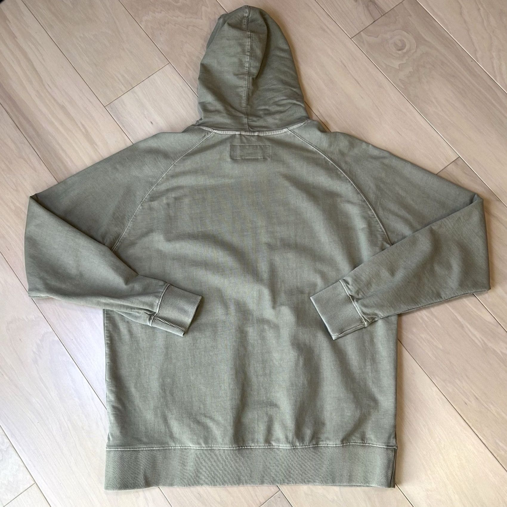 Vintage Iron & Resin Hoodie Long Sleeve Men’s 2XL Tan Solid Hooded Pocket Lightweight Pullover Casual Active Size US XXL / EU 58 / 5 - 3 Thumbnail