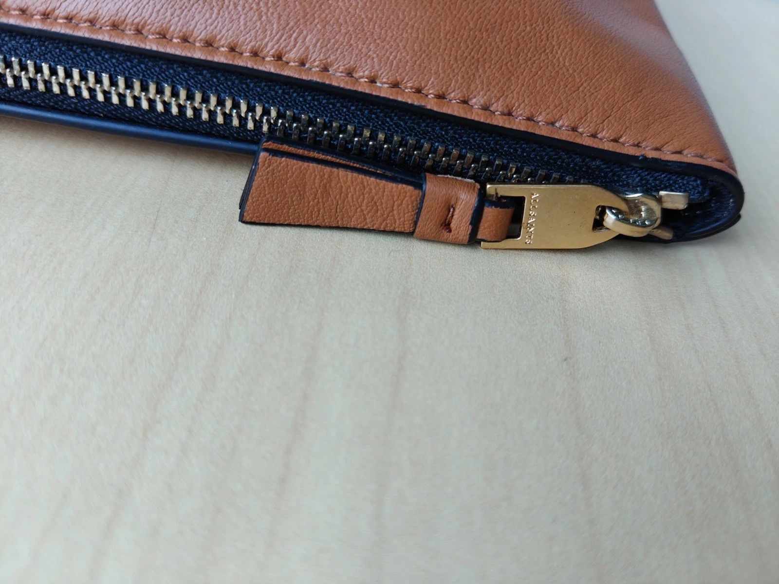 Allsaints ALLSAINTS Emile Leather Logo Pouch Bag FTP - 8202 Size ONE SIZE - 7 Thumbnail