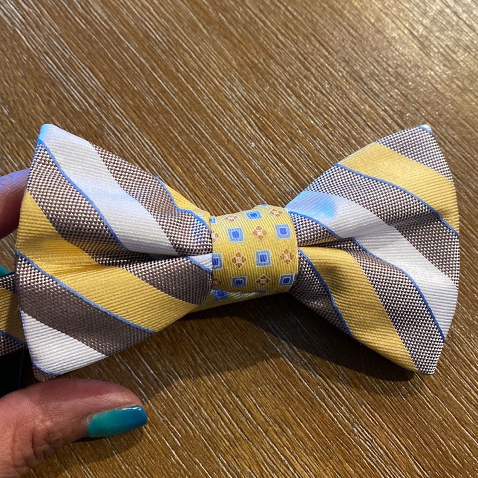 Saddlebred Saddlebred Yellow NWT bow tie adjustable formal homecoming Size ONE SIZE - 2 Thumbnail
